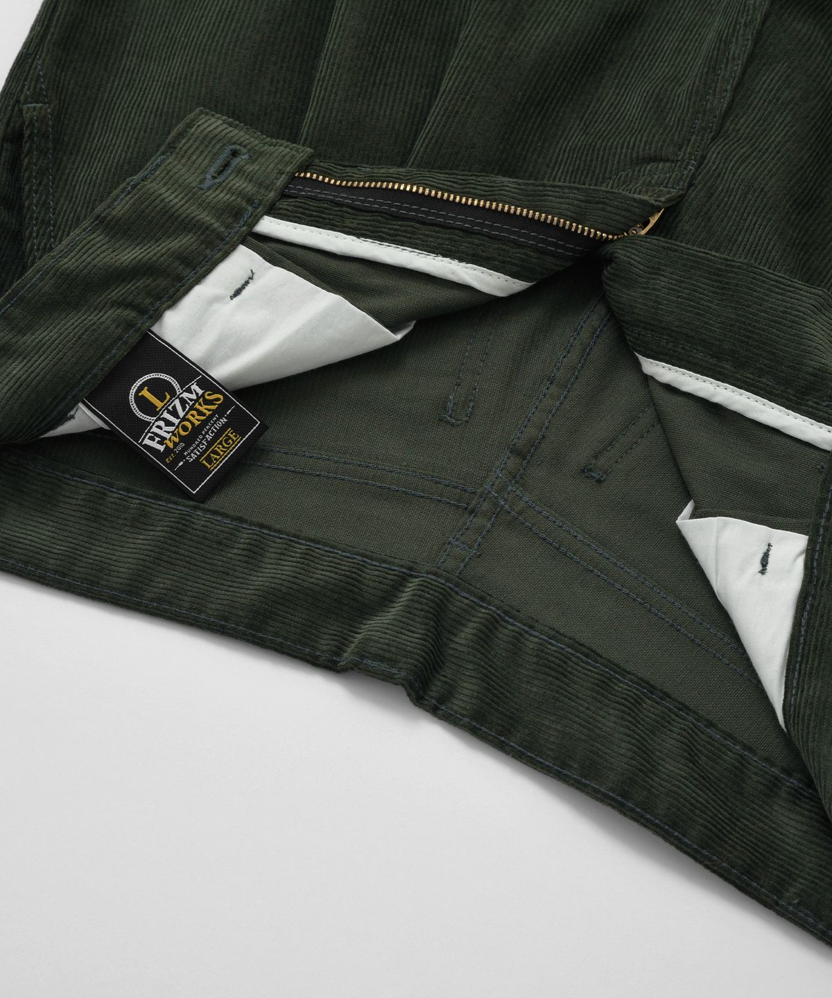 프리즘웍스(FRIZMWORKS) CORDUROY COMFORT TWO TUCK PANTS _ OLIVE