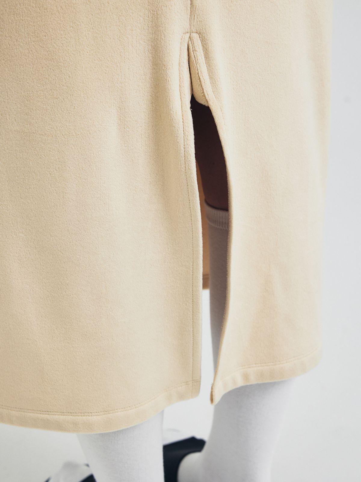 쎄이연(SAYYEON) Soft Velvet Long Skirt Yellow Beige