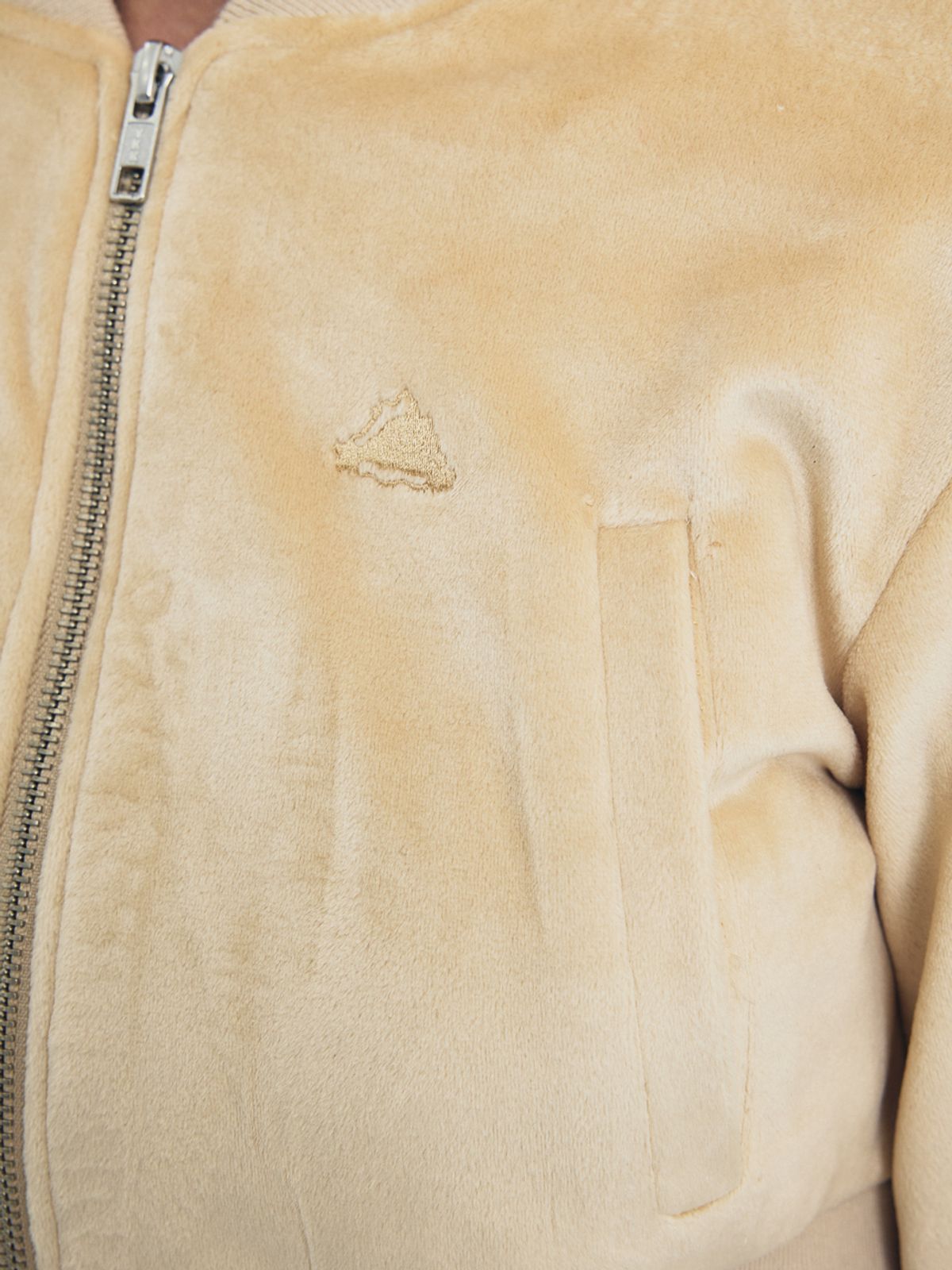 쎄이연(SAYYEON) Soft Velvet Cropped Bomber Jacket Yellow Beige