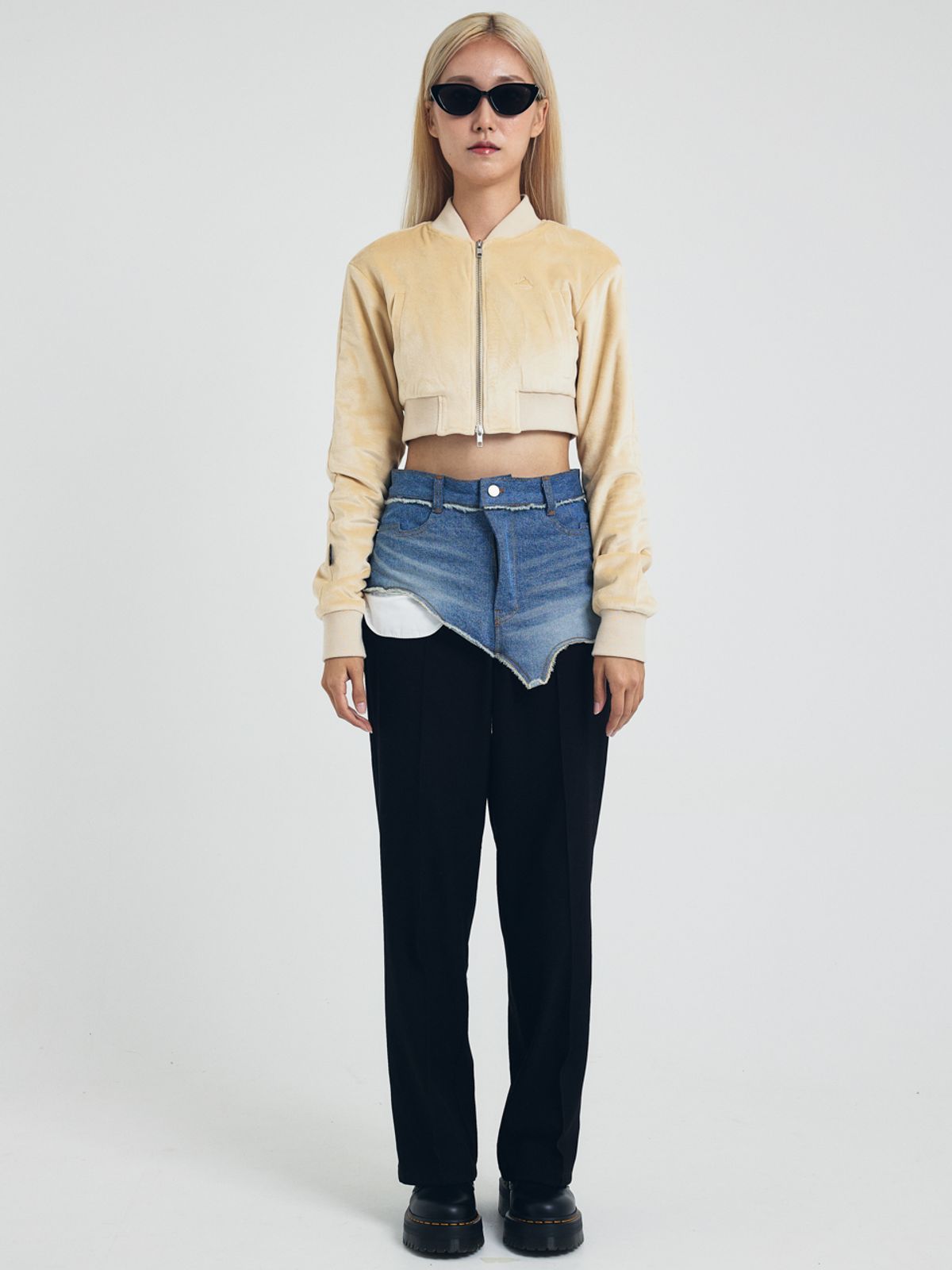 쎄이연(SAYYEON) Soft Velvet Cropped Bomber Jacket Yellow Beige