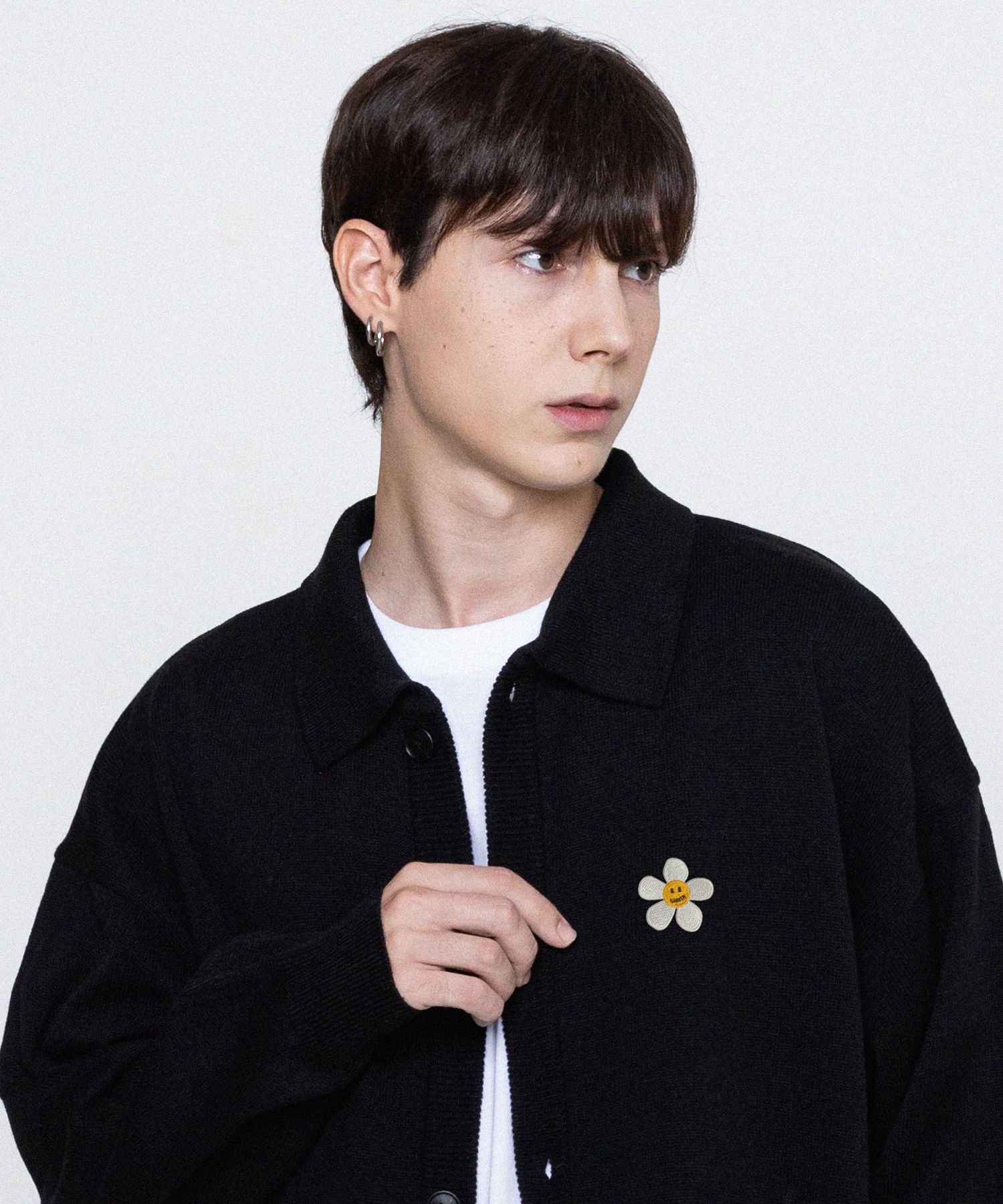 【GRAVER】23FW★ Flower Dot Embroidery S/S Knit Collar T Flower dot embroidery striped collar knit - GRAVER | 60