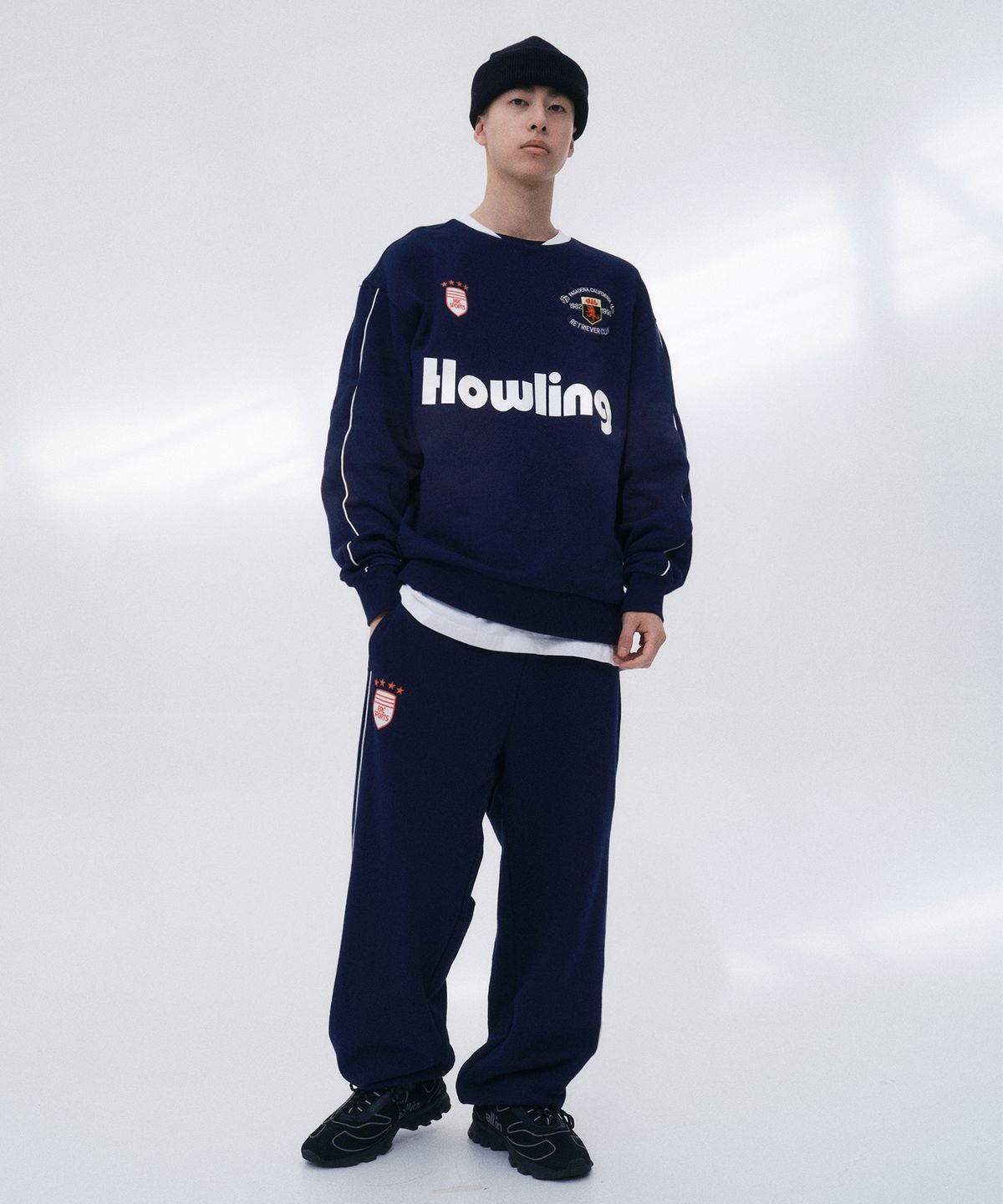 리트리버클럽(RETRIEVER CLUB) RRC SOCCER CREWNECK [NAVY]
