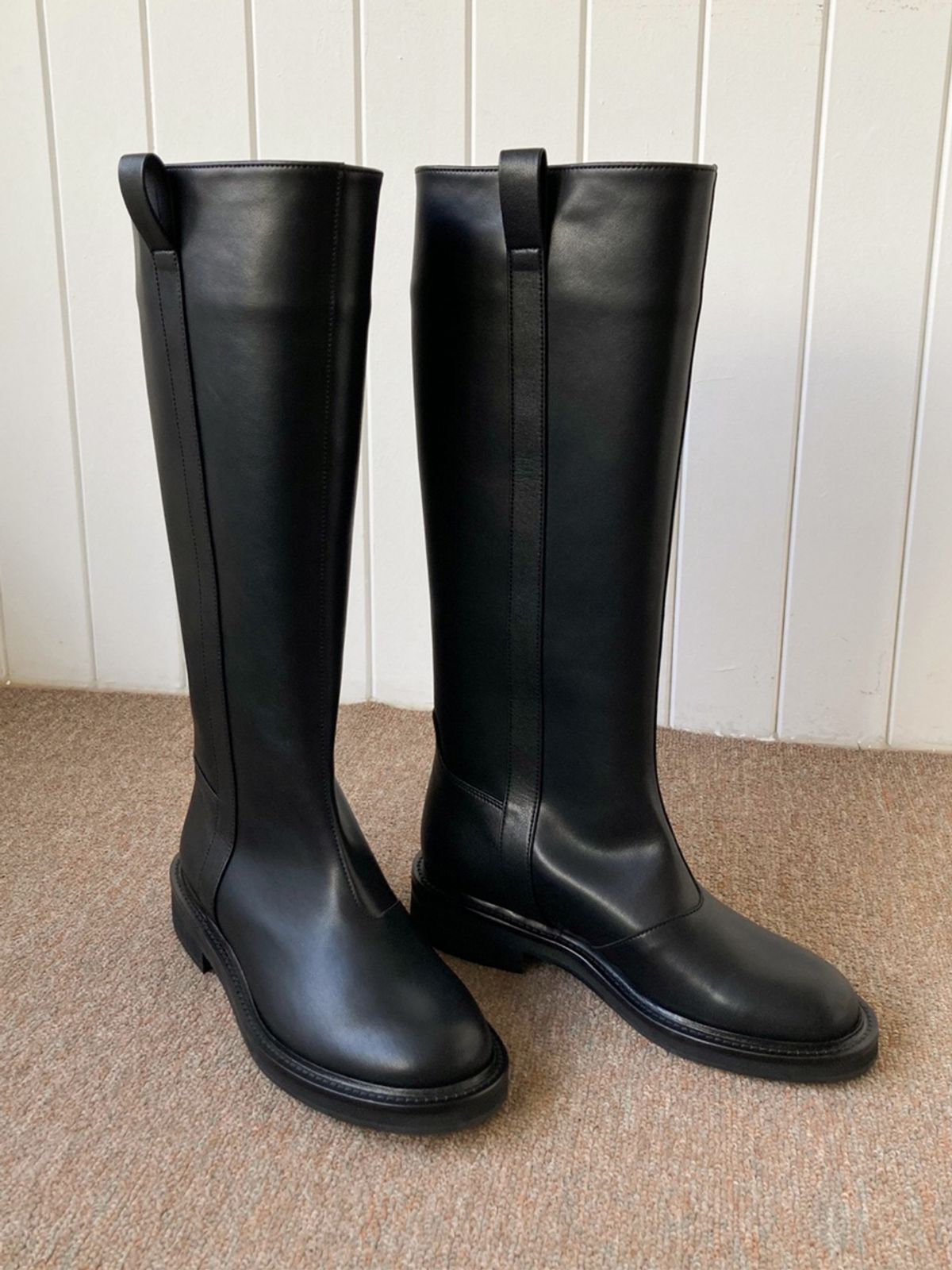 인더스타(INTHESTAR) IS_221414 Side Ring Long Boots (Black)
