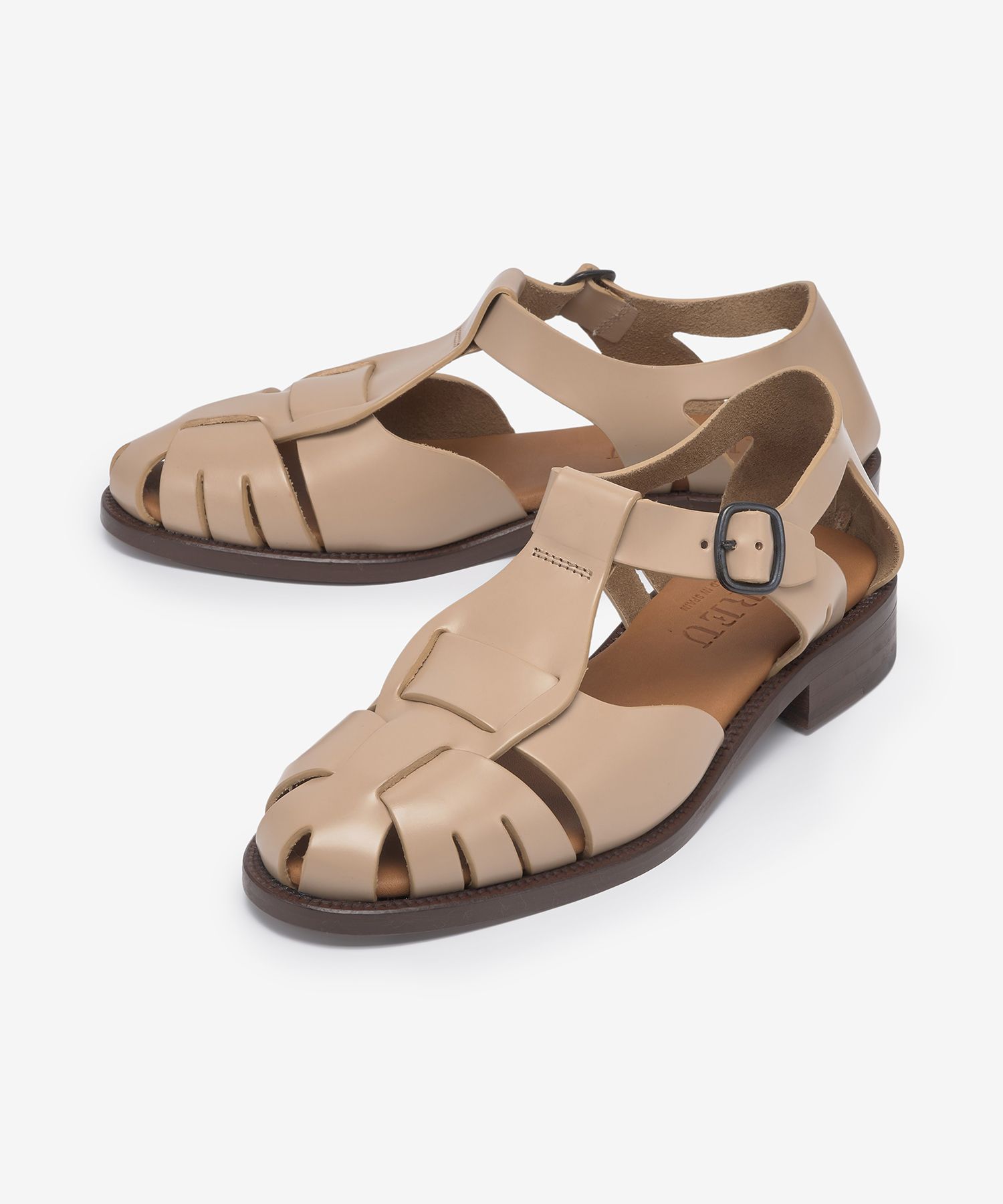 MUSINSA | HEREU Pesca Fisherman Sandals - Sand / WFP22PESC003