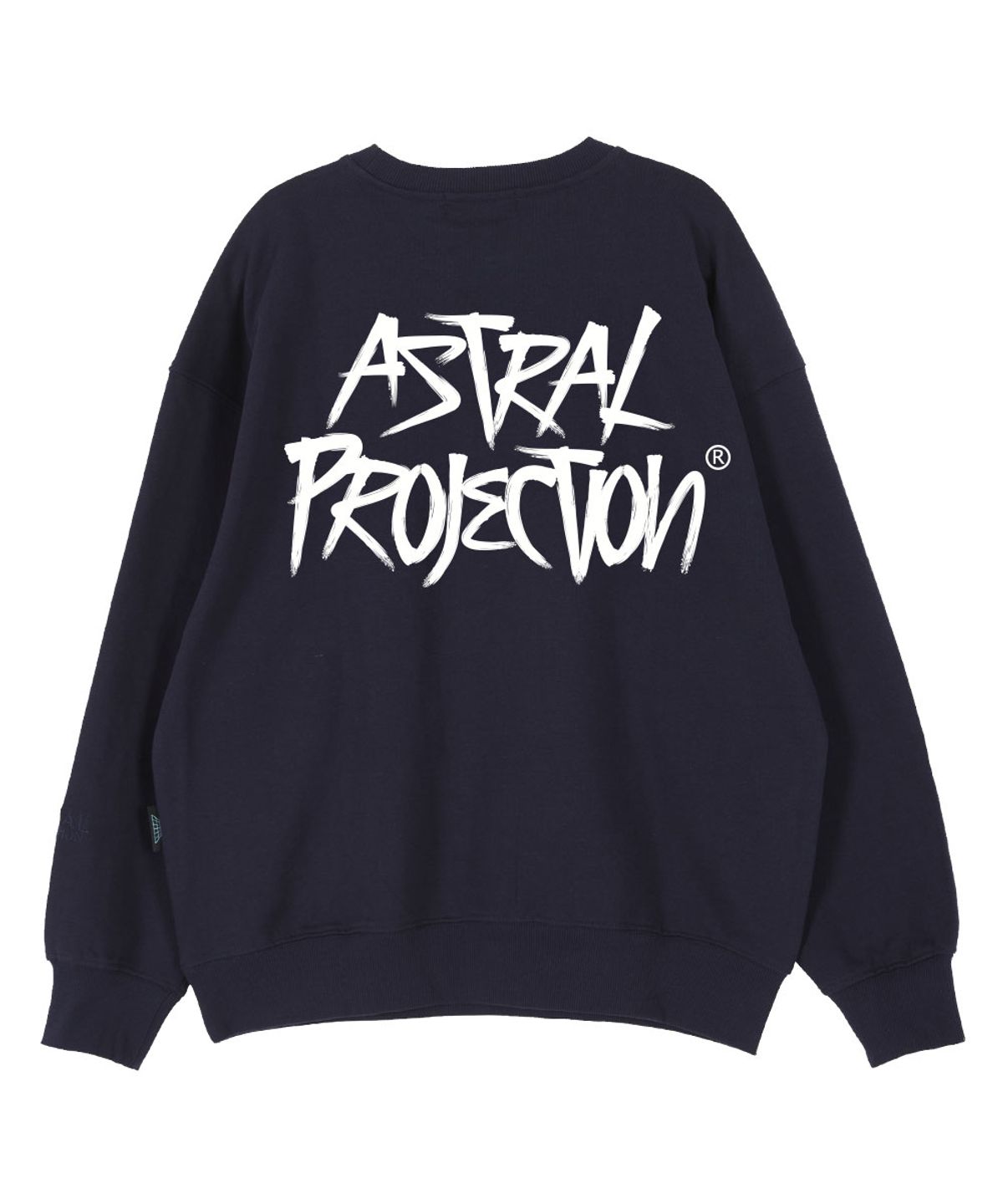 아스트랄 프로젝션(ASTRAL PROJECTION) 그래피티 레터렁 오버핏 드롭숄더 맨투맨_네이비