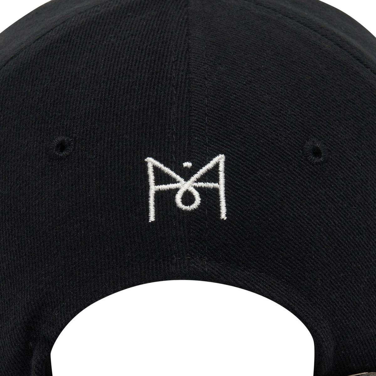 모스(MOTH) 솔리드 로고 볼캡_블랙