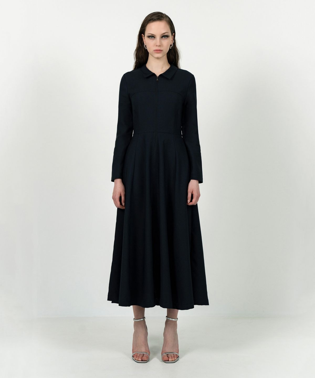 레트흐드레뚜왈(LETTRE DE LE TOILE) Fay Zip-up flare dress (Navy)