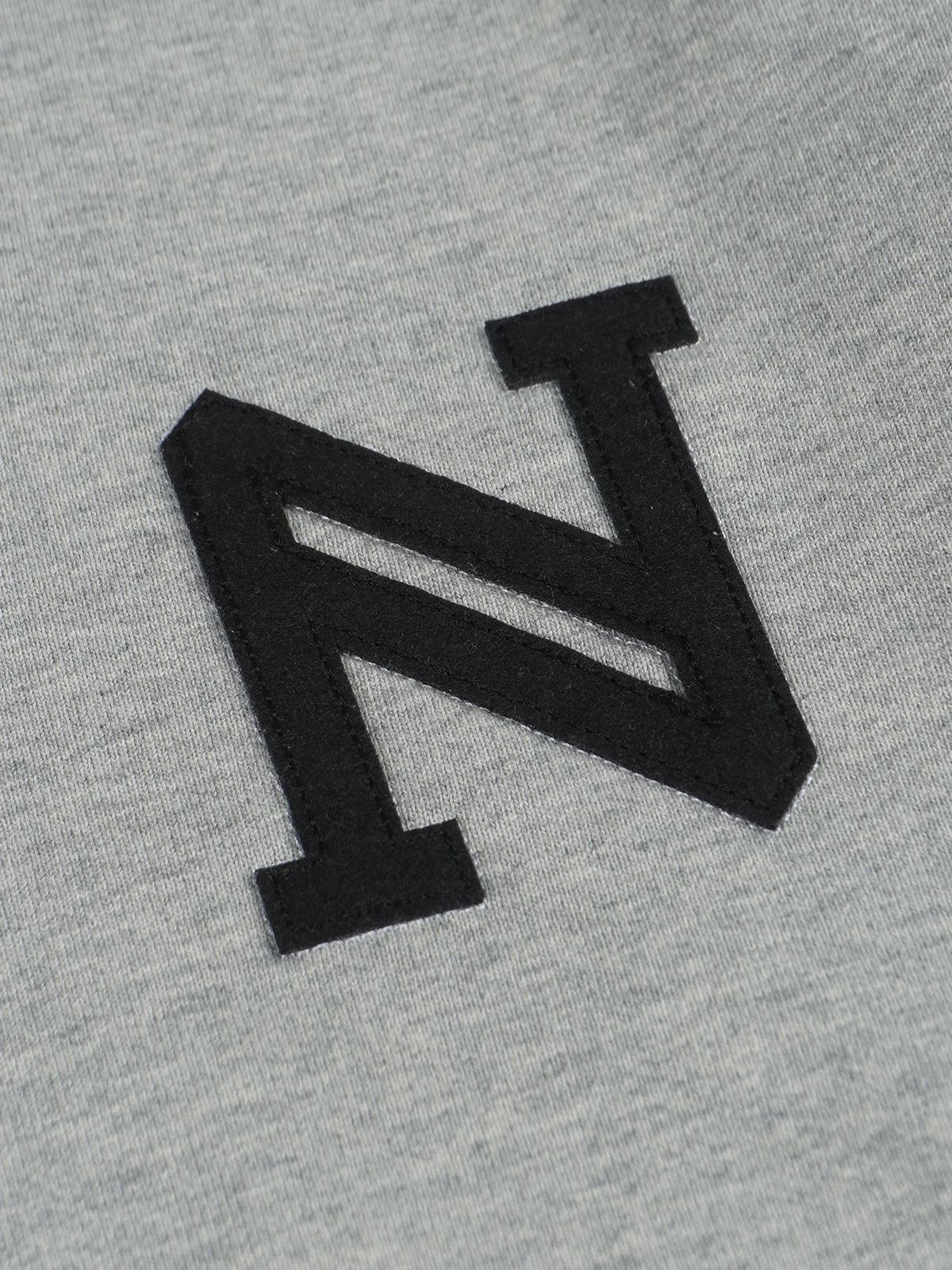 네네츠 어센틱(NENETS AUTHENTIC) N LOGO HALF ZIP-UP SWEATSHIRTS GREY