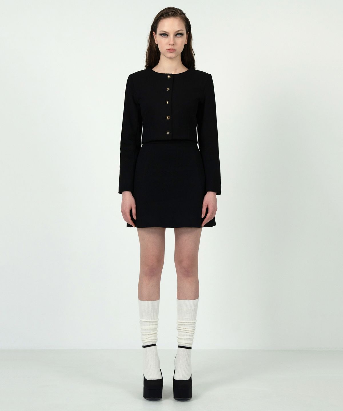 레트흐드레뚜왈(LETTRE DE LE TOILE) Etta crop jacket (Black)