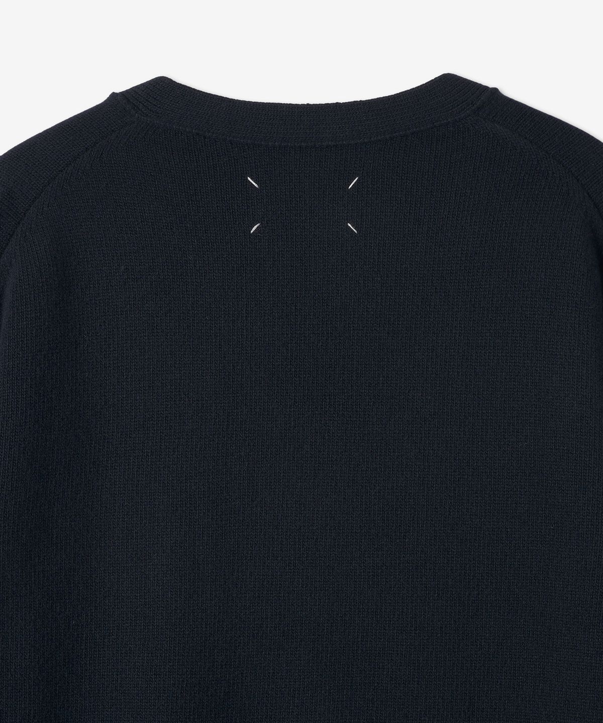 메종 마르지엘라(MAISON MARGIELA) 남성 4 스티치 브이넥 가디건 - 다크 블루 / S50HA1058S17993511