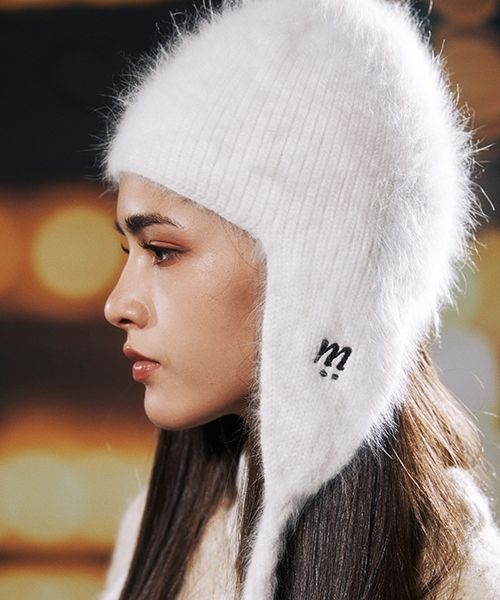 MUSINSA公式 | MSKN2ND mii logo angora ear flap beanie white
