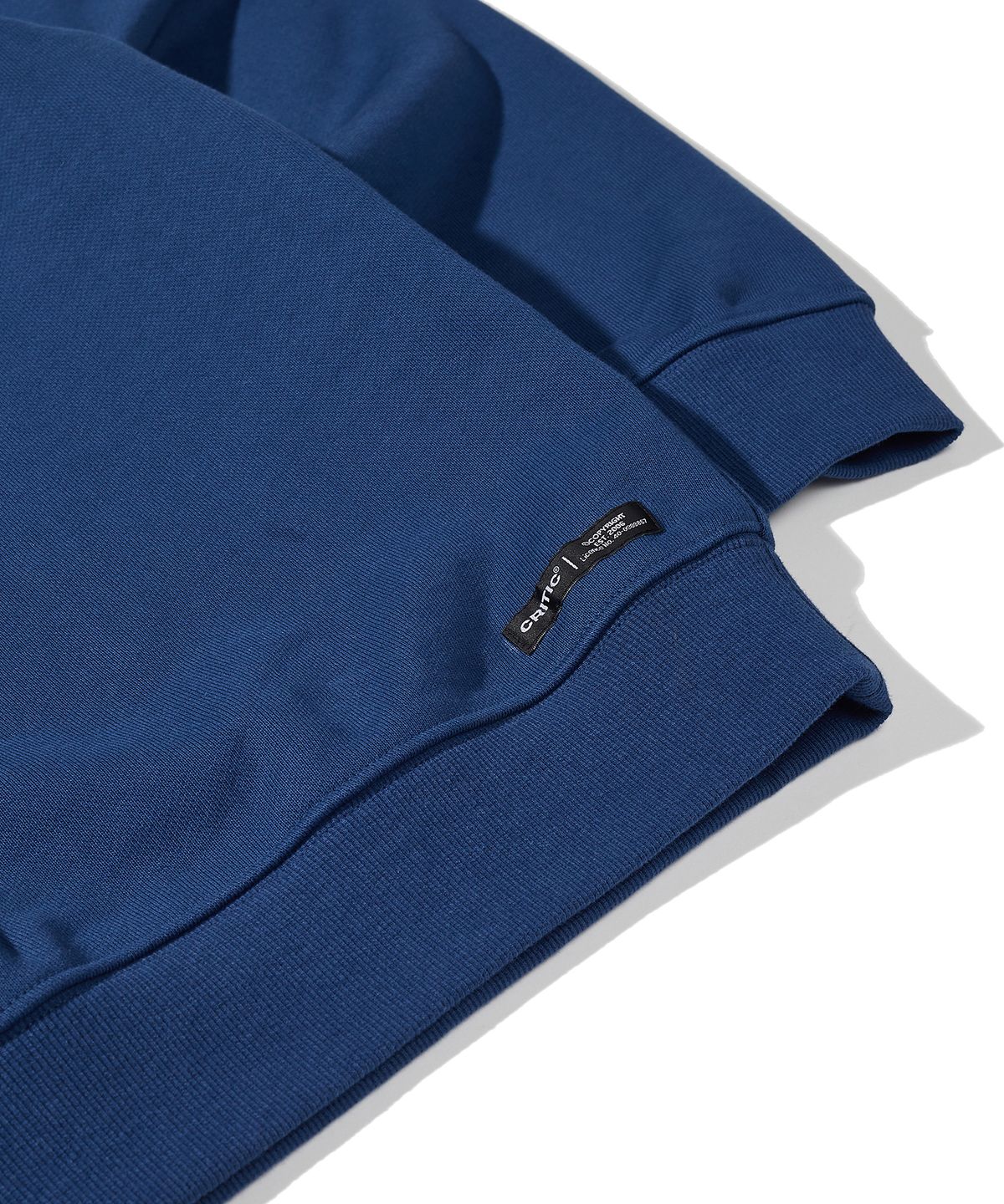 크리틱(CRITIC) OG Logo Sweatshirt Navy