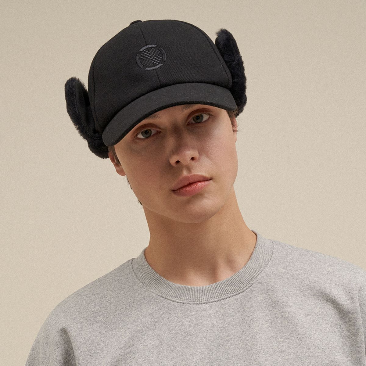 테크스킨(TECHSKIN) 남성 퍼 이어플랩 골프모자_블랙