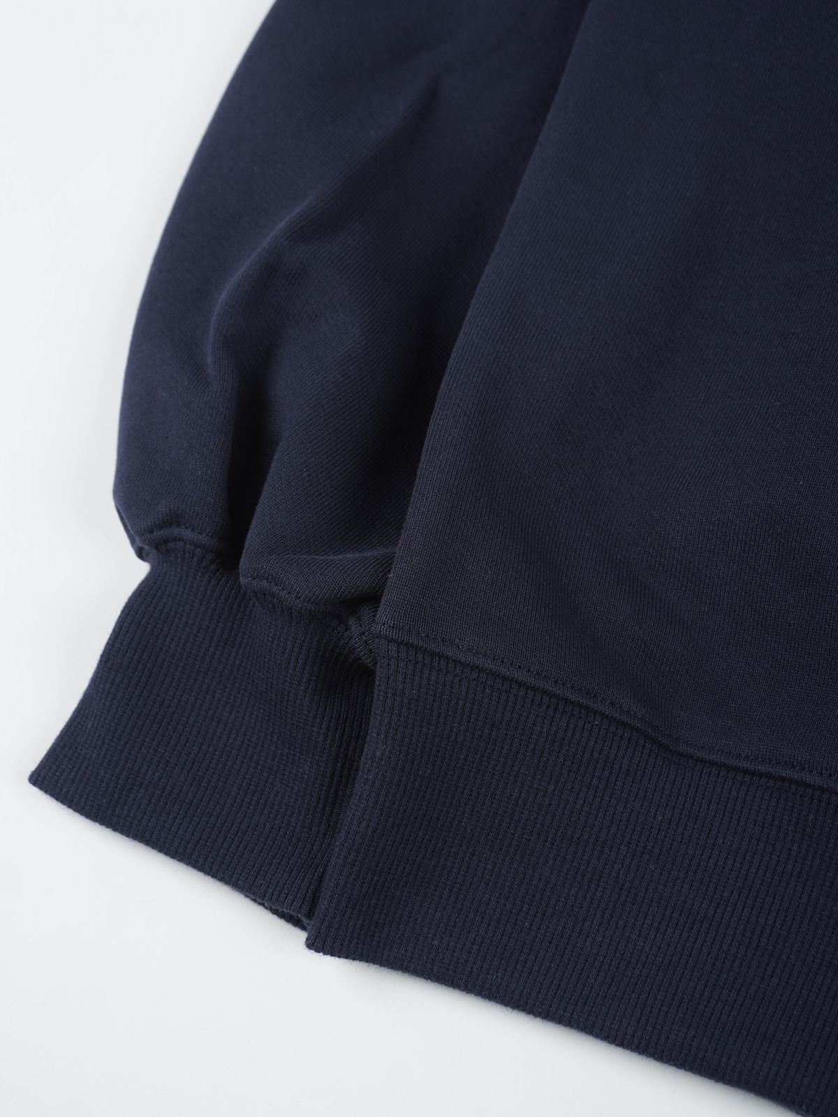 네네츠 어센틱(NENETS AUTHENTIC) ARCH LOGO HALF ZIP-UP SWEATSHIRTS NAVY