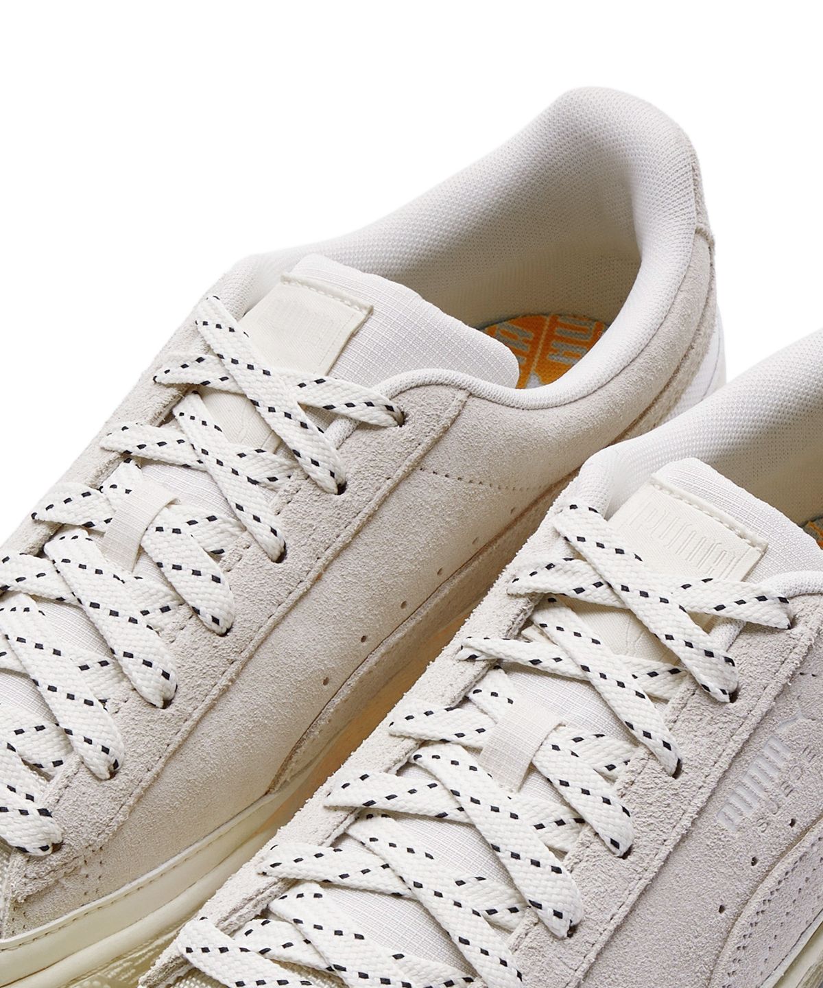 푸마(PUMA) 푸마 스웨이드 트레일 레이스 - 아이보리 / 391901-04