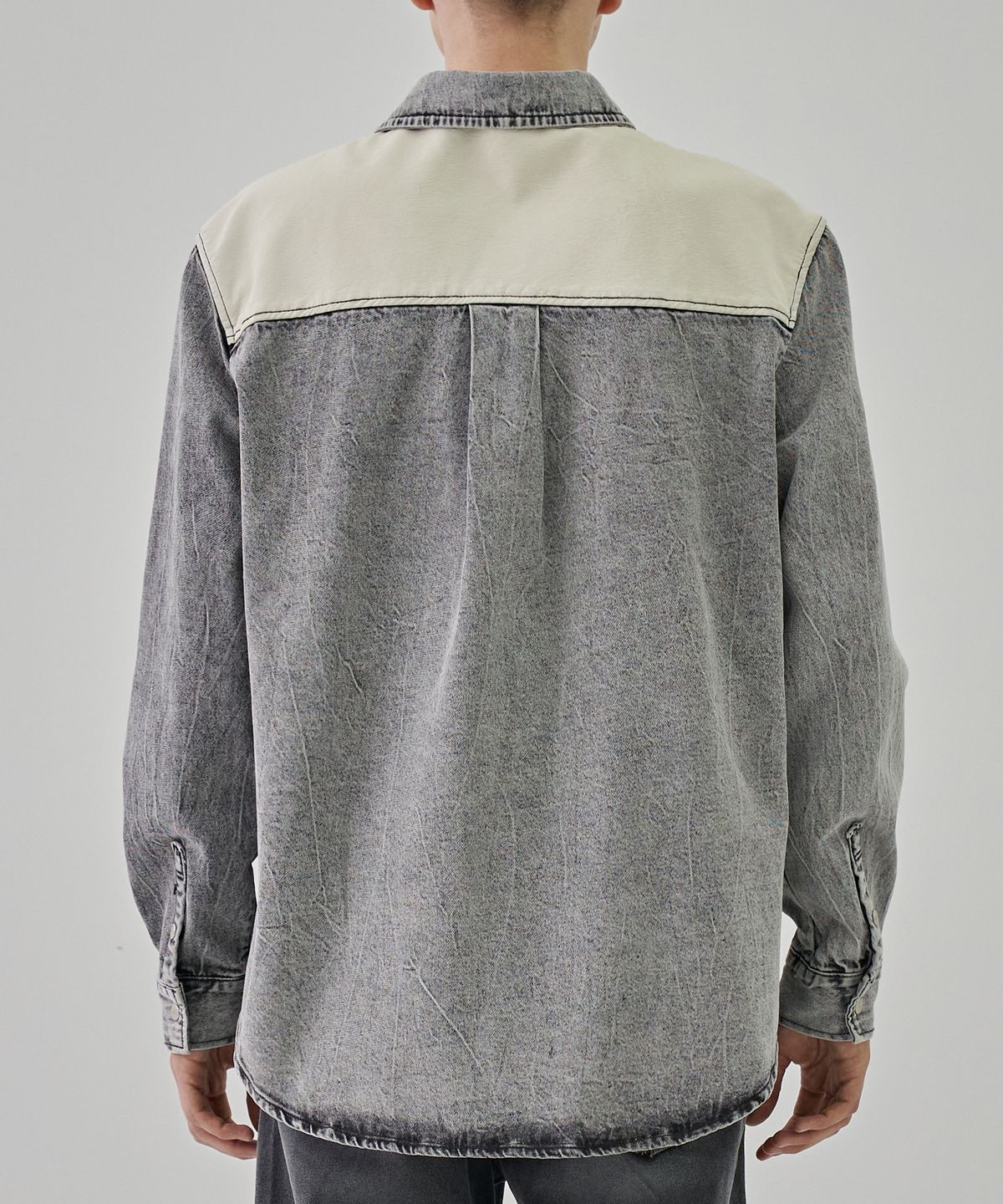 디메이든(DEMADEN) OVERSIZED LEATHER POCKET SHIRT JACKET WHITE
