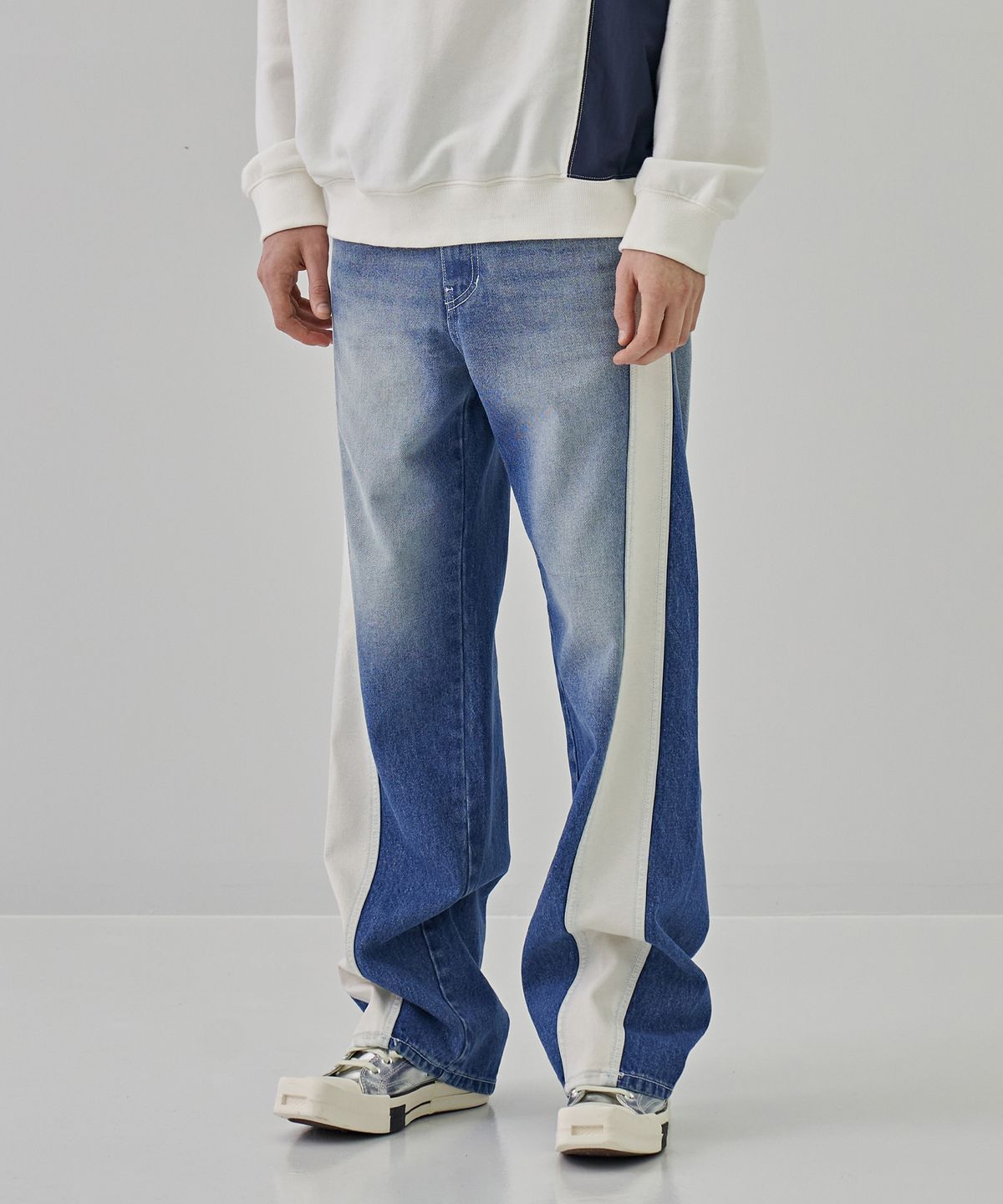 디메이든(DEMADEN) SIDE LEATHER LINE WIDE PANTS BLUE