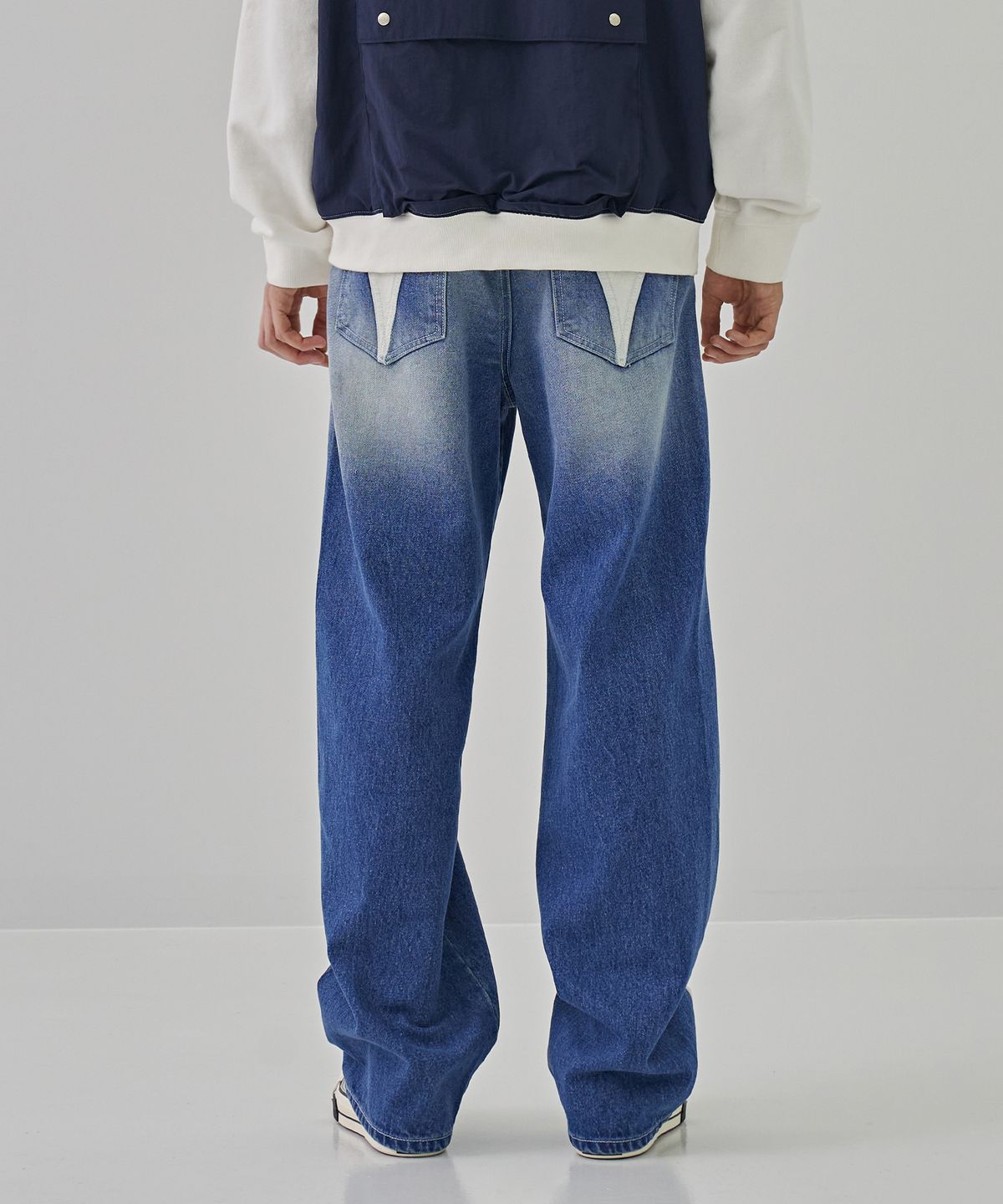 디메이든(DEMADEN) SIDE LEATHER LINE WIDE PANTS BLUE