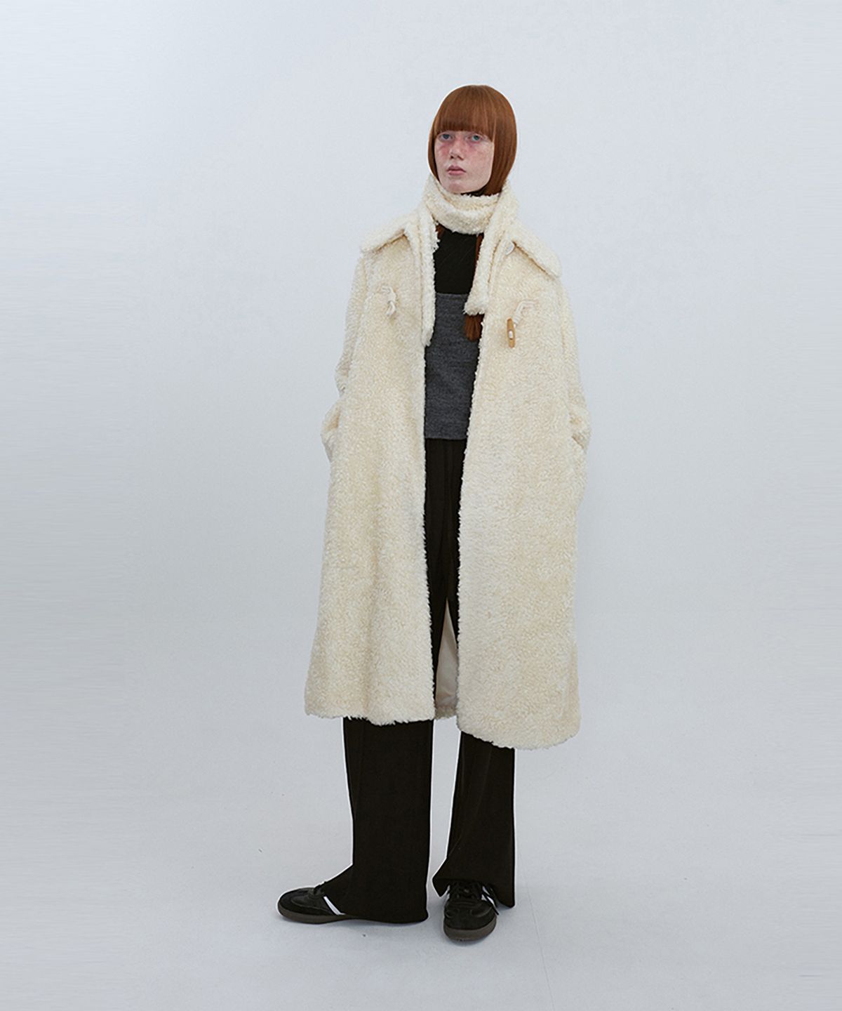 아위(AHWE) Fur Belted Coat_IVORY