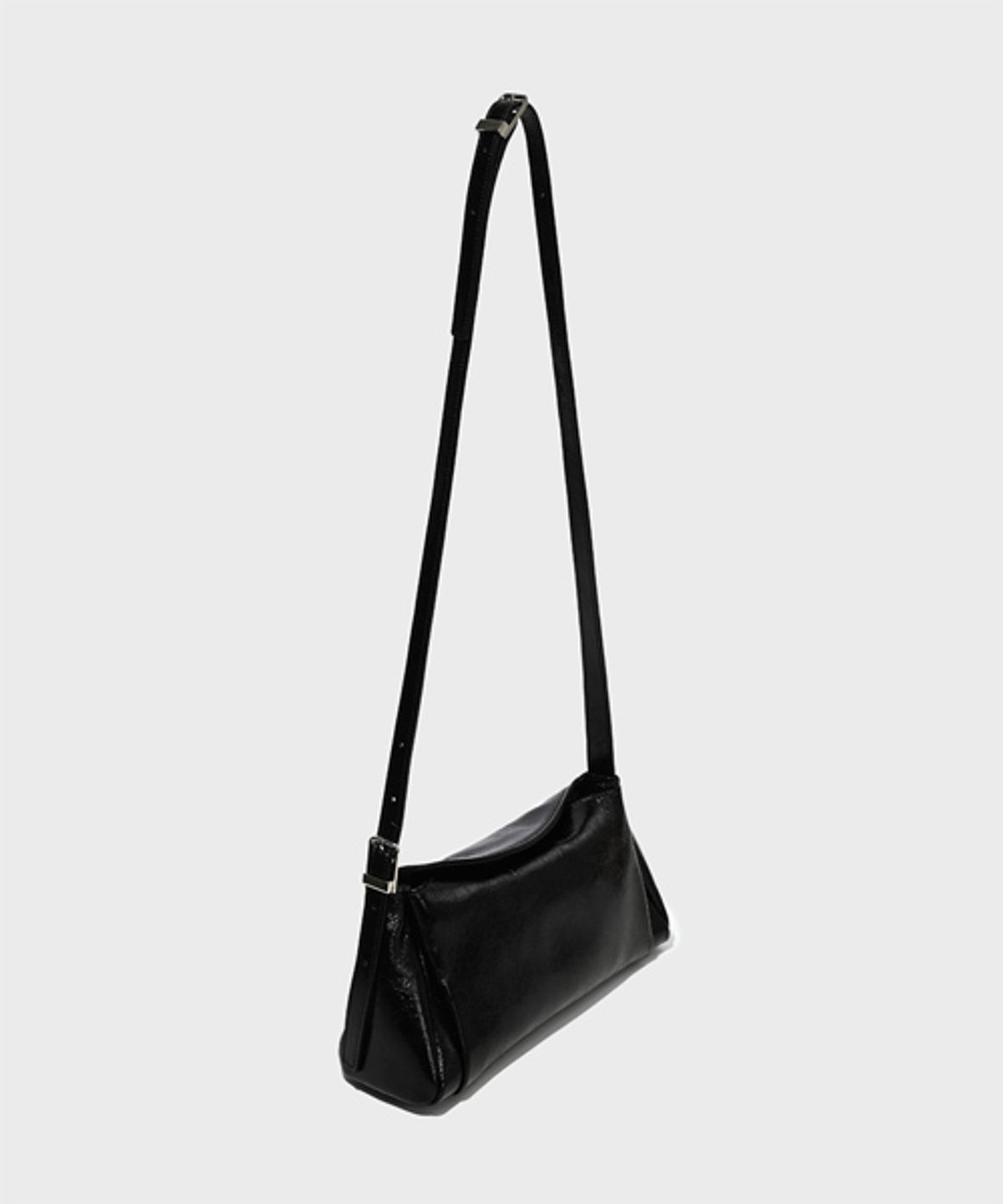 드메이커(DEMAKER) Bicorn shoulder bag-black