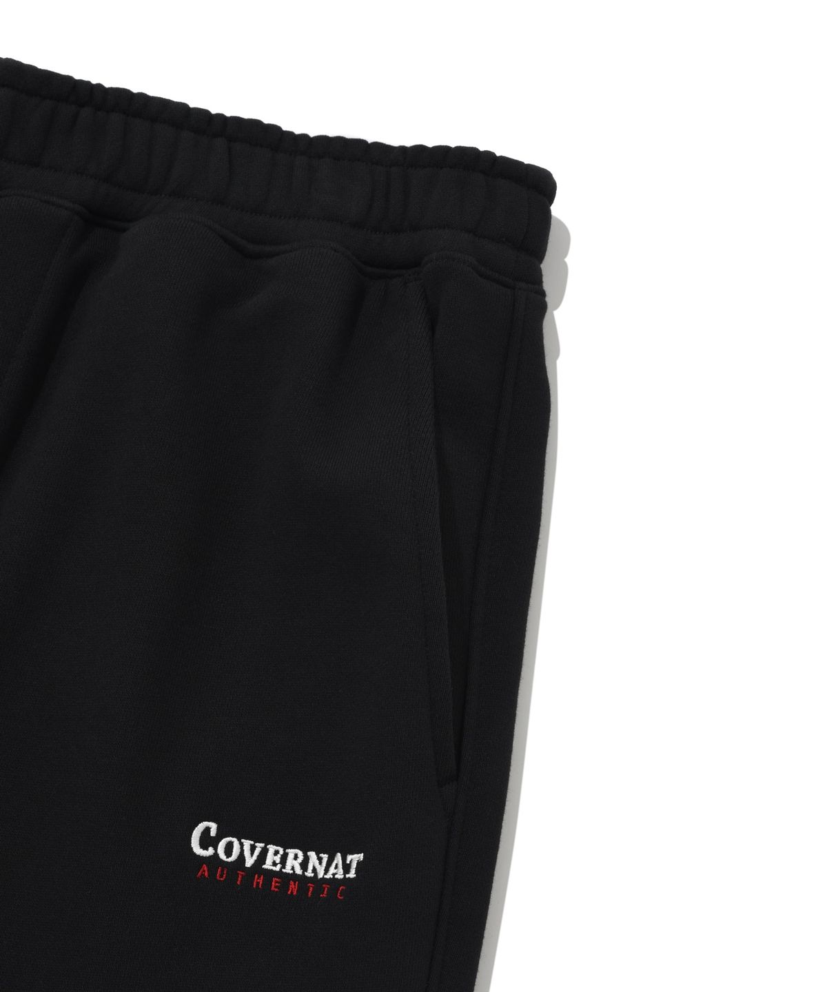 커버낫(COVERNAT) 어센틱 로고 테이퍼드 스웻 조거 팬츠 블랙