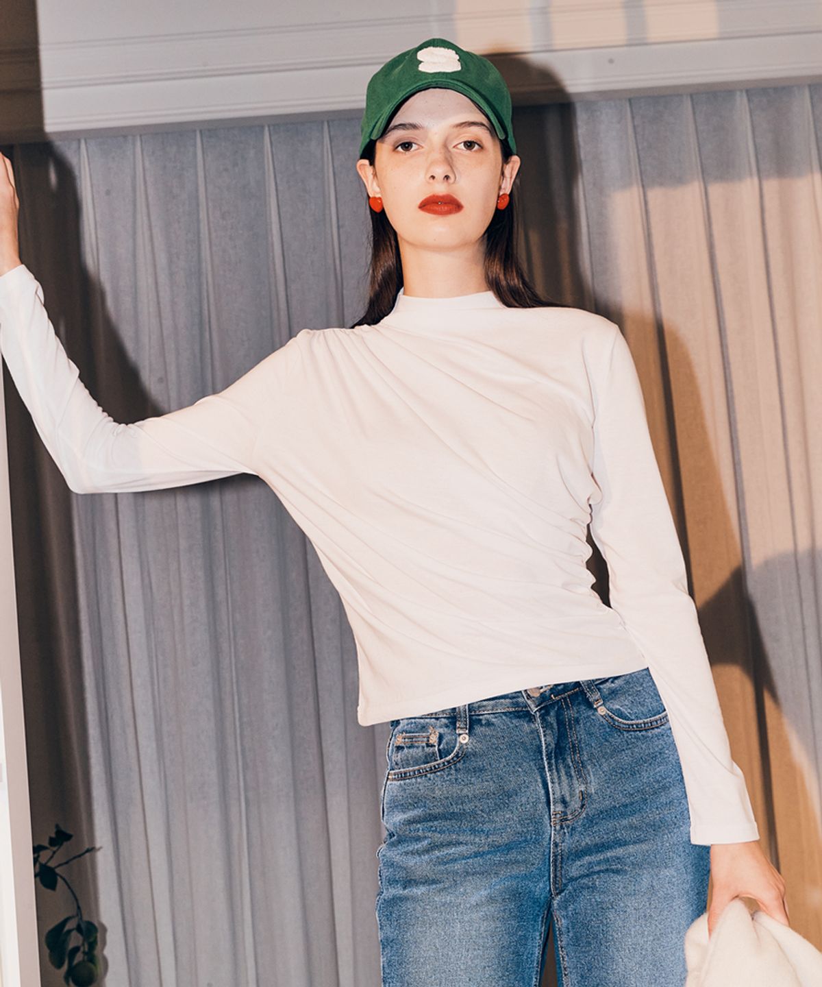 실른(SILN) Shirring long sleeve t-shirts (WHITE)