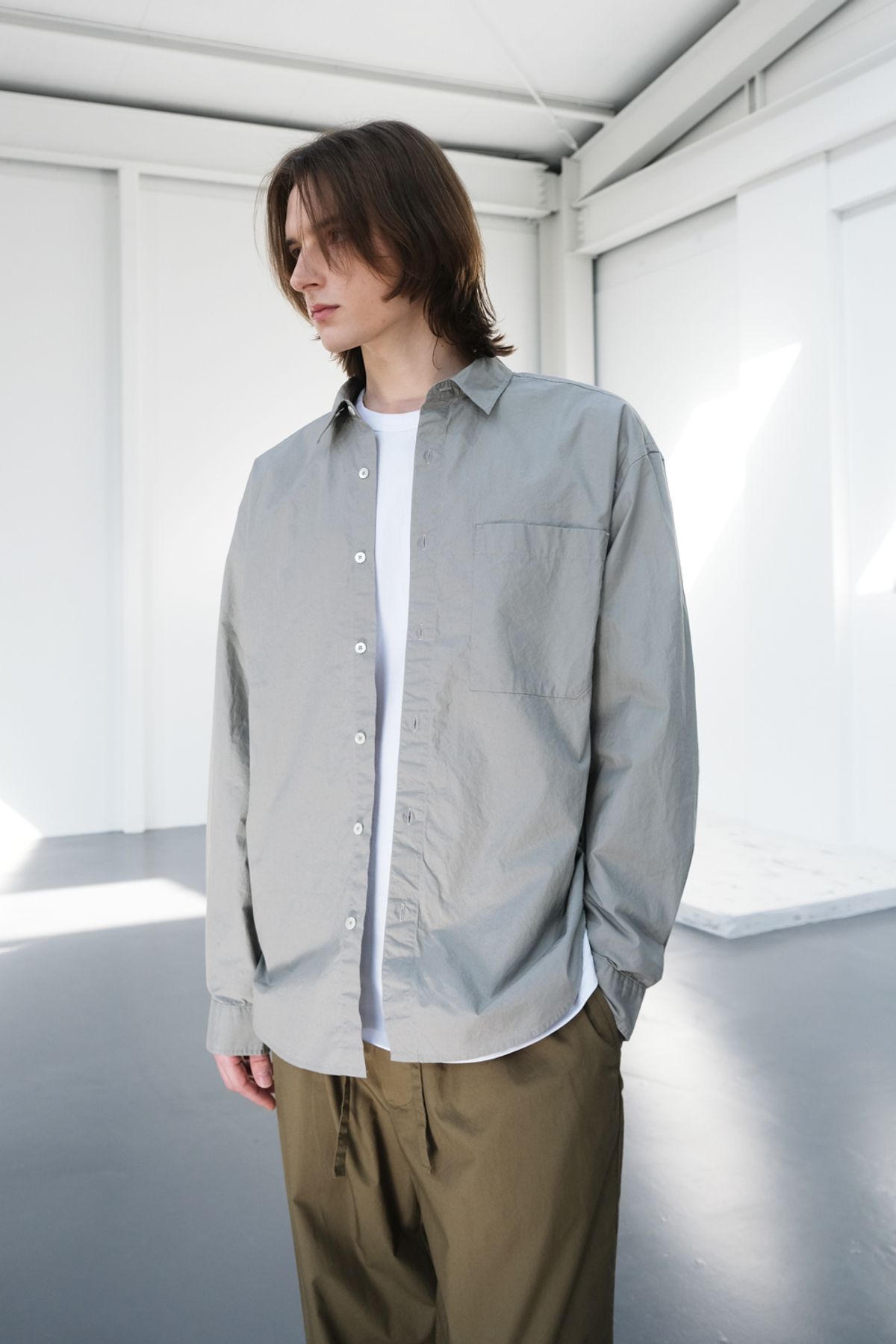 홀리선(HORLISUN) Jane Solid Extra Typewriter Shirt Light Gray