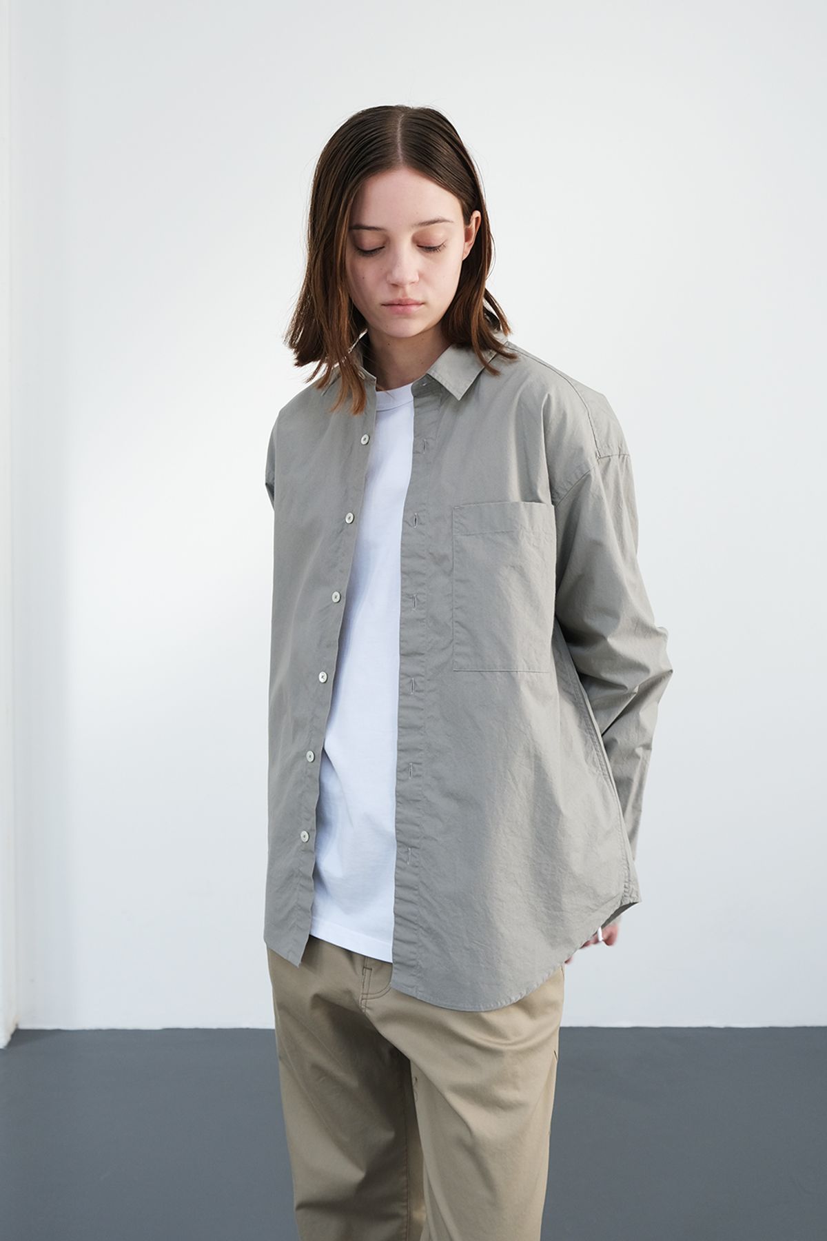 홀리선(HORLISUN) Jane Solid Extra Typewriter Shirt Light Gray