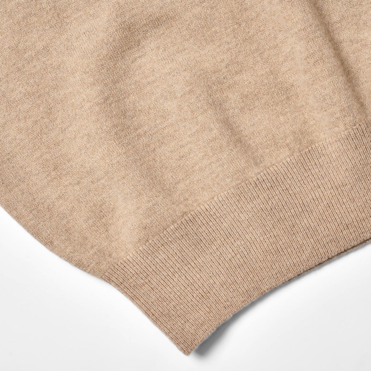 베르노(VERNO) Turtle-neck Knit Beige