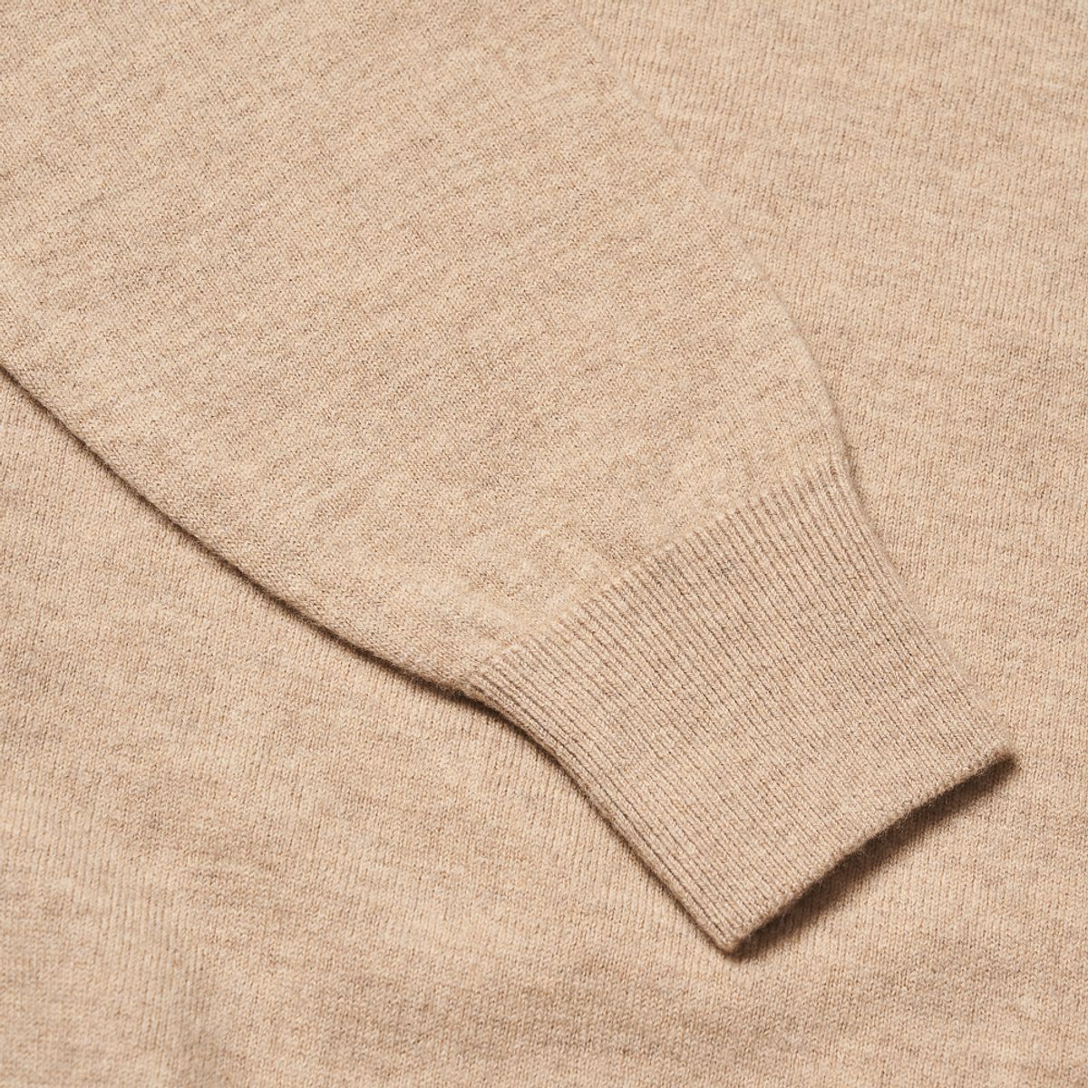 베르노(VERNO) Turtle-neck Knit Beige