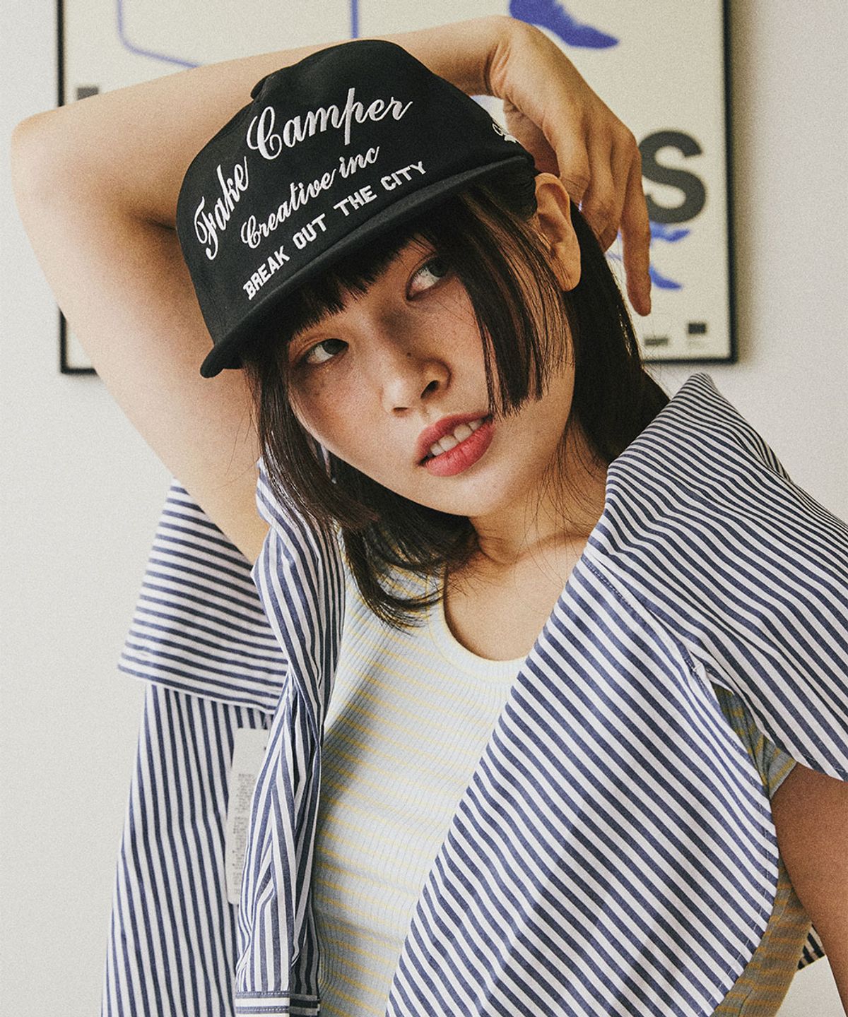 페이크캠퍼(FAKE CAMPER) SCRIPT 캠퍼 스크립트 레터링 스냅백 [BLACK]