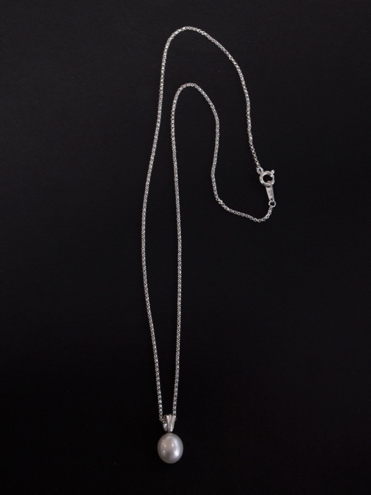 플릿(FLIT) LEAF DROP PEARL NECKLACE