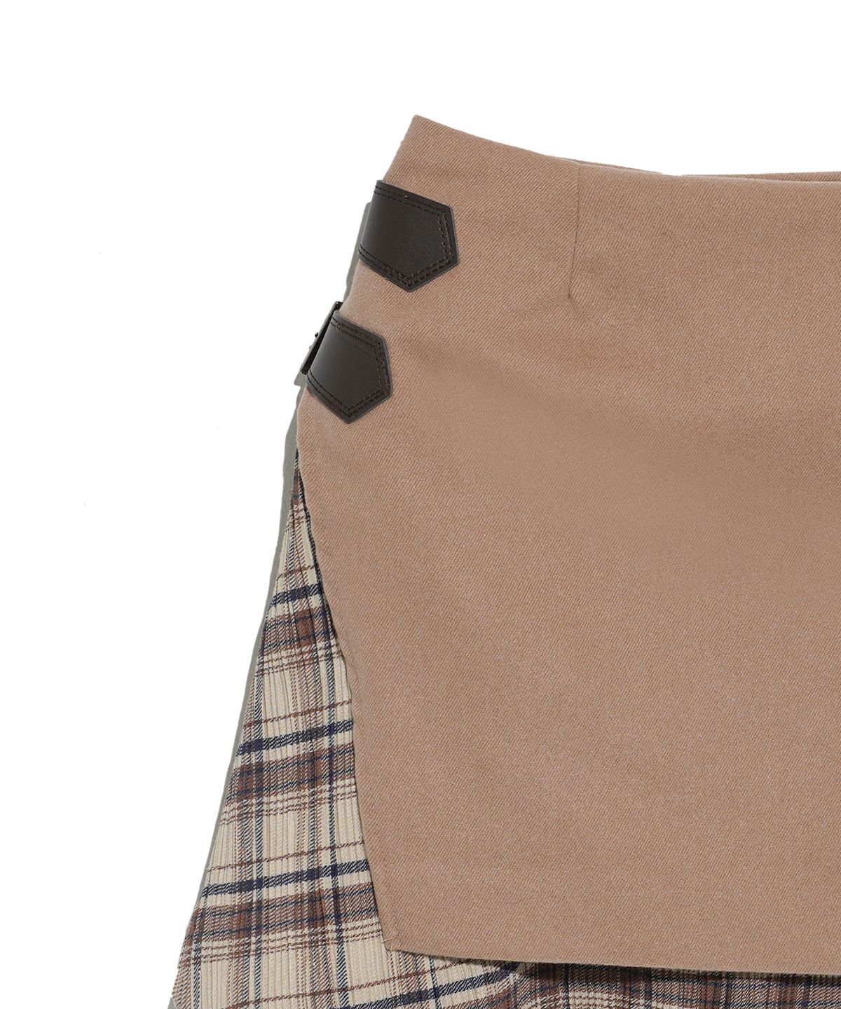 하이스쿨디스코(HIGH SCHOOL DISCO) LAYERED BUCKLE SKIRT_BEIGE