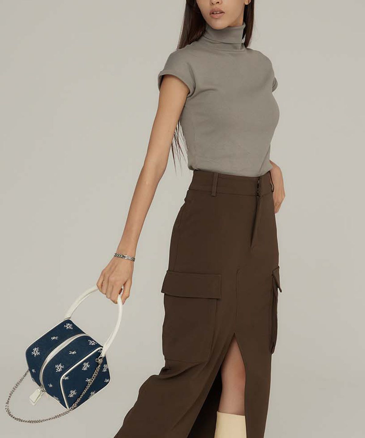 메종246(MAISON246) GIGI CUBE BAG-DENIM