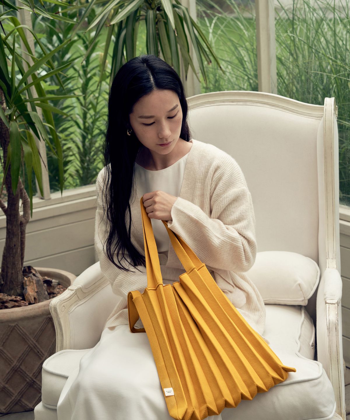 플리츠마마(PLEATSMAMA) 숄더백 자카드머스터드