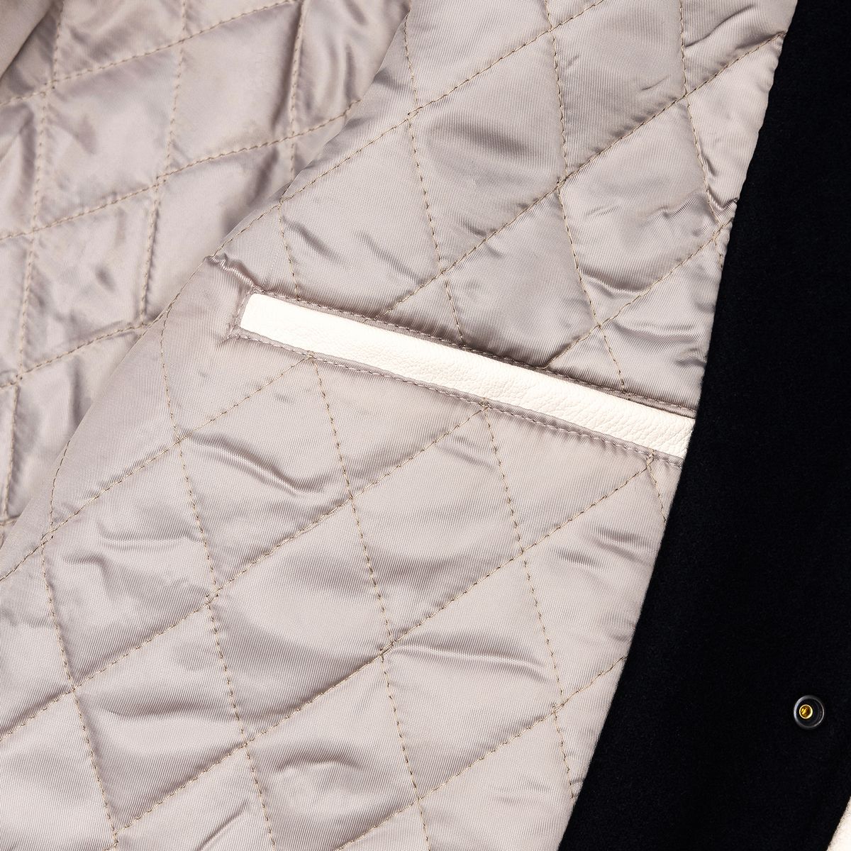 시티스트리트(CITY STREET) CLASSIC VARSITY JACKET - BLACK