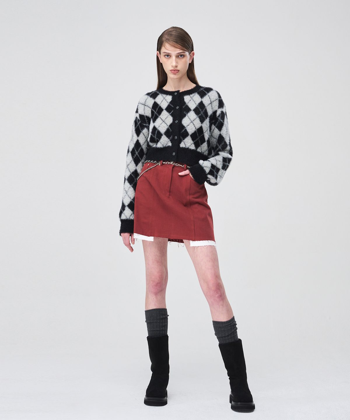 에트몽(ETMON) Argyle Fluffy Knit Cardigan  Black