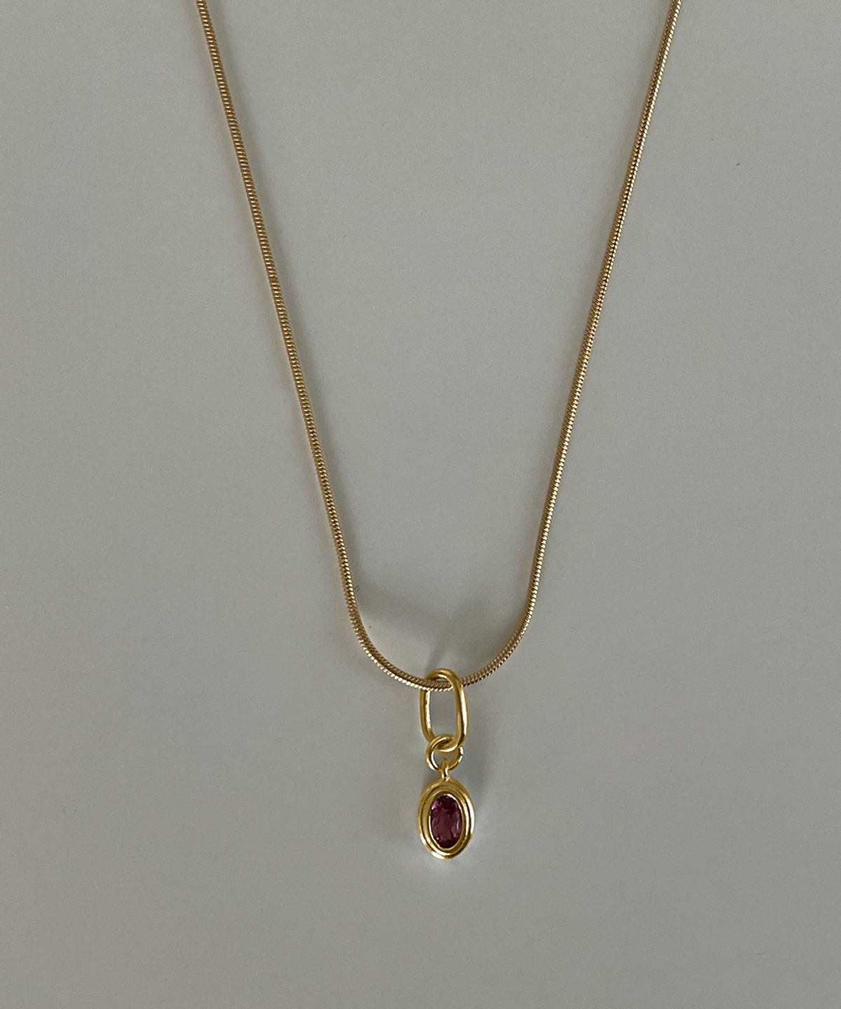 엘리오나(ELYONA) Gemstone Necklace : Oval (white/pink)