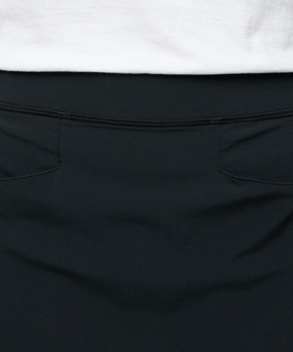 폴로 랄프 로렌 골프(POLO RALPH LAUREN GOLF) 뒷면 플리츠 스트레치 스코트 - 블랙