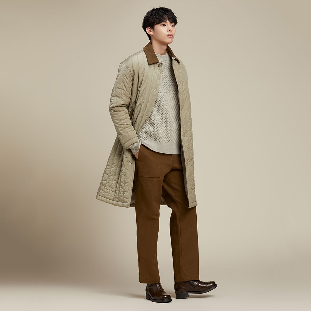 티아이포맨(T.I FOR MEN) [PLADS7] 채널 퀼팅 롱코트[익스탠드]_M228CJP408M
