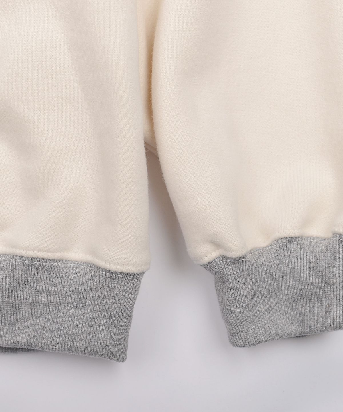피스메이커(PIECE MAKER) PIECE TEAM HALF ZIP CREW (IVORY)