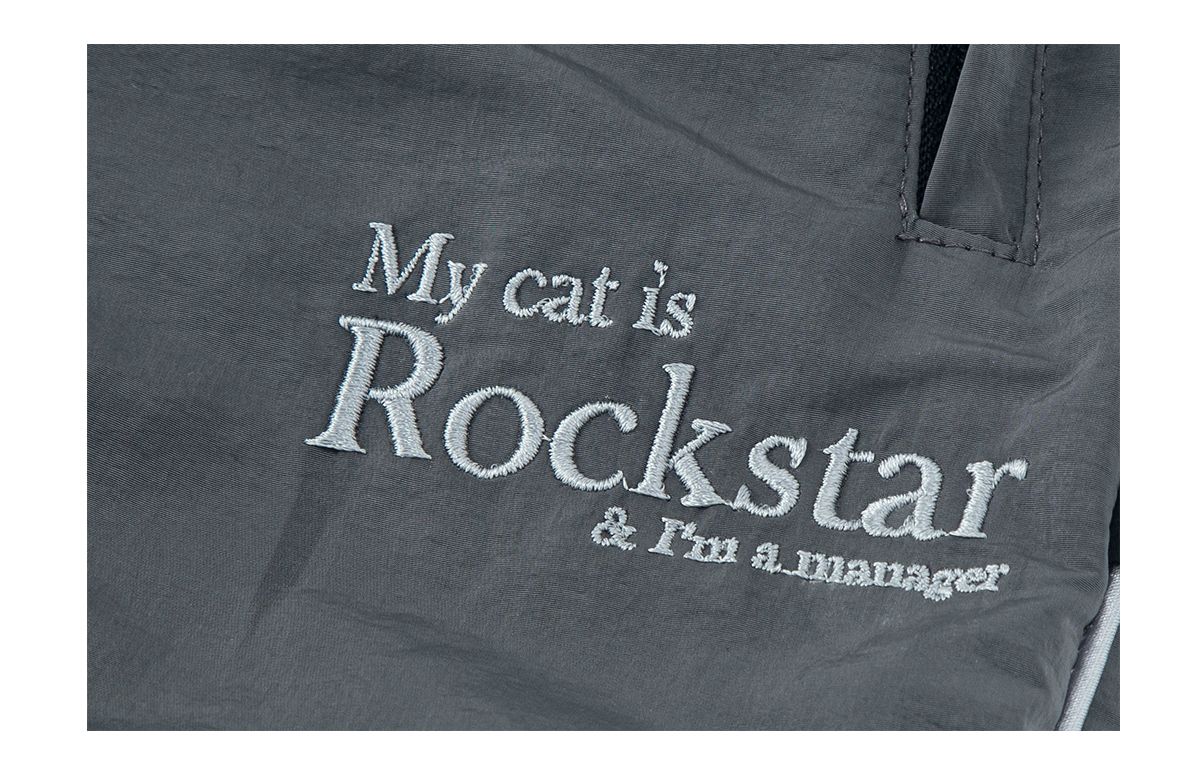 조거쉬(JOEGUSH) My cat is Rockstar Nylon Track pants (Charcoal)