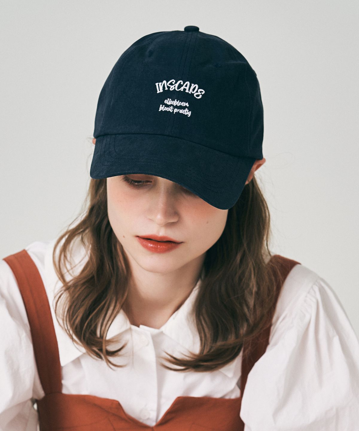 엘케블룸(ELKE BLOEM) INSCAPE NAVY BALL CAP
