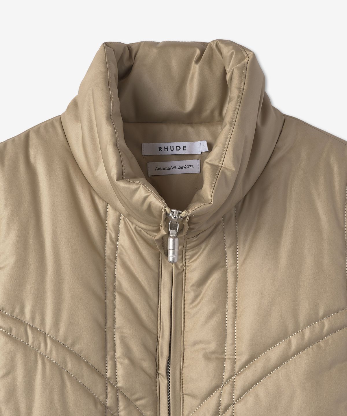루드(RHUDE) 마타도르 크롭 푸퍼 베스트 - 탄 / RHFW22VE020051170117