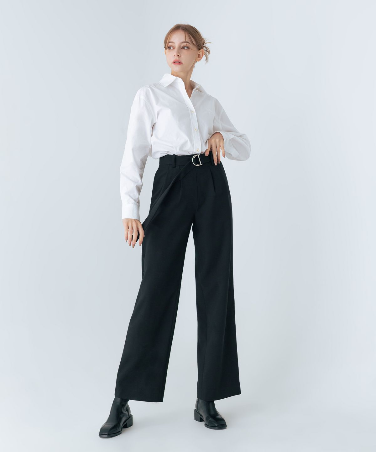 솔트앤초콜릿(SALT AND CHOCOLATE) 와이드 벨트 슬랙스 블랙 4W223V302