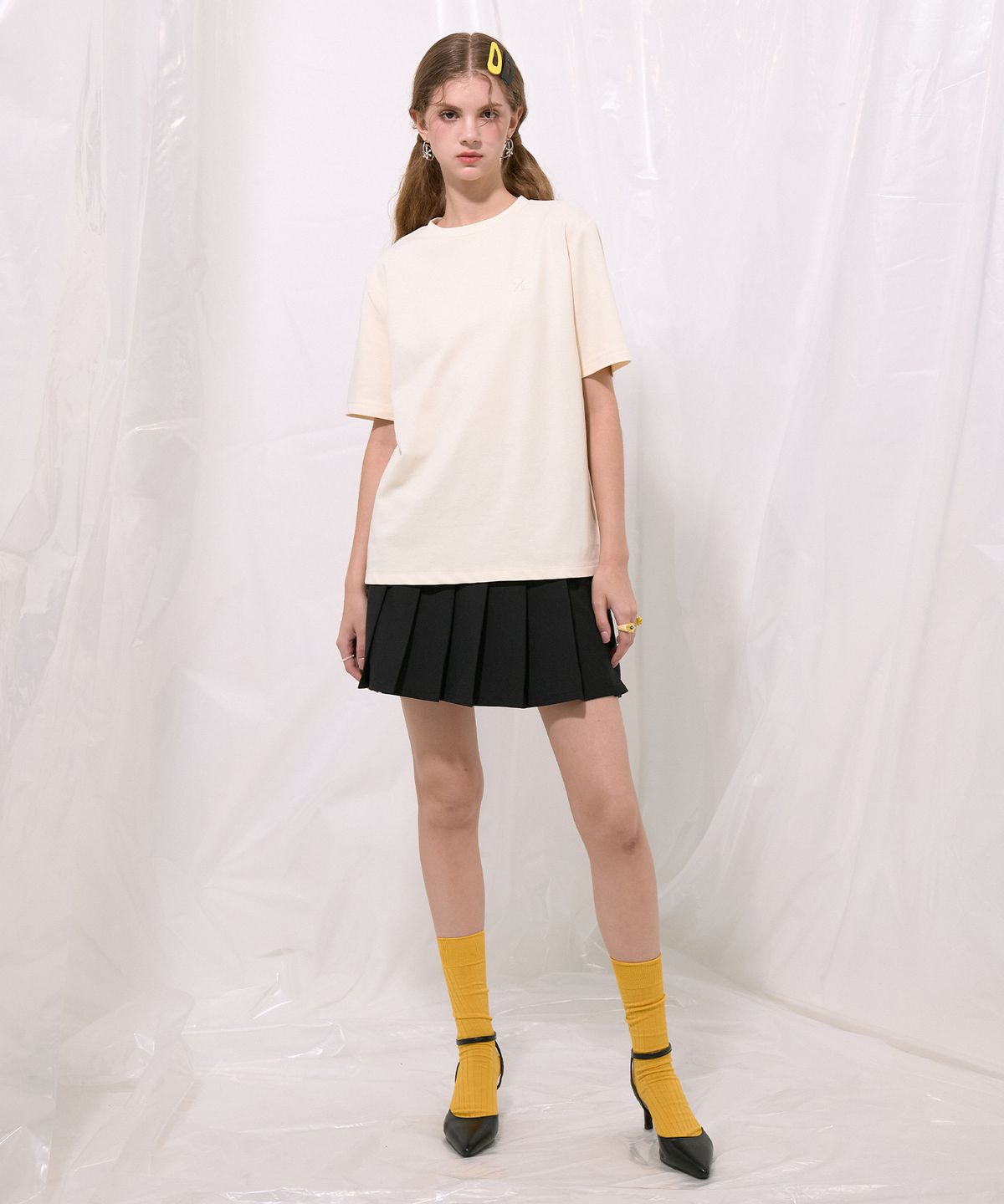 솔트앤초콜릿(SALT AND CHOCOLATE) SAC 로고 오버핏 실켓 티셔츠 크림 4W2231202