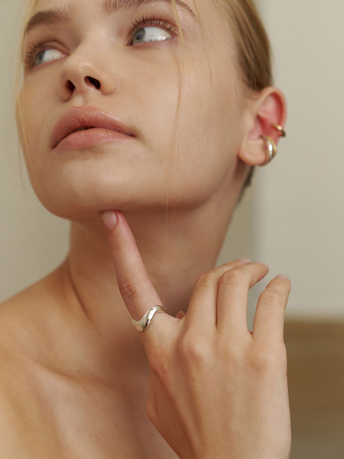 마나에트(MANAET) Wishbone Bold R