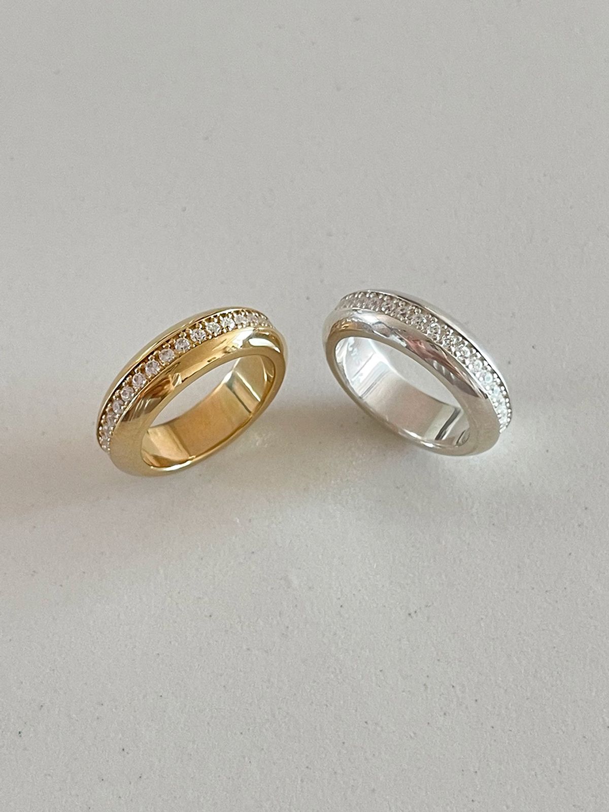 마나에트(MANAET) Pave Stone Bold R