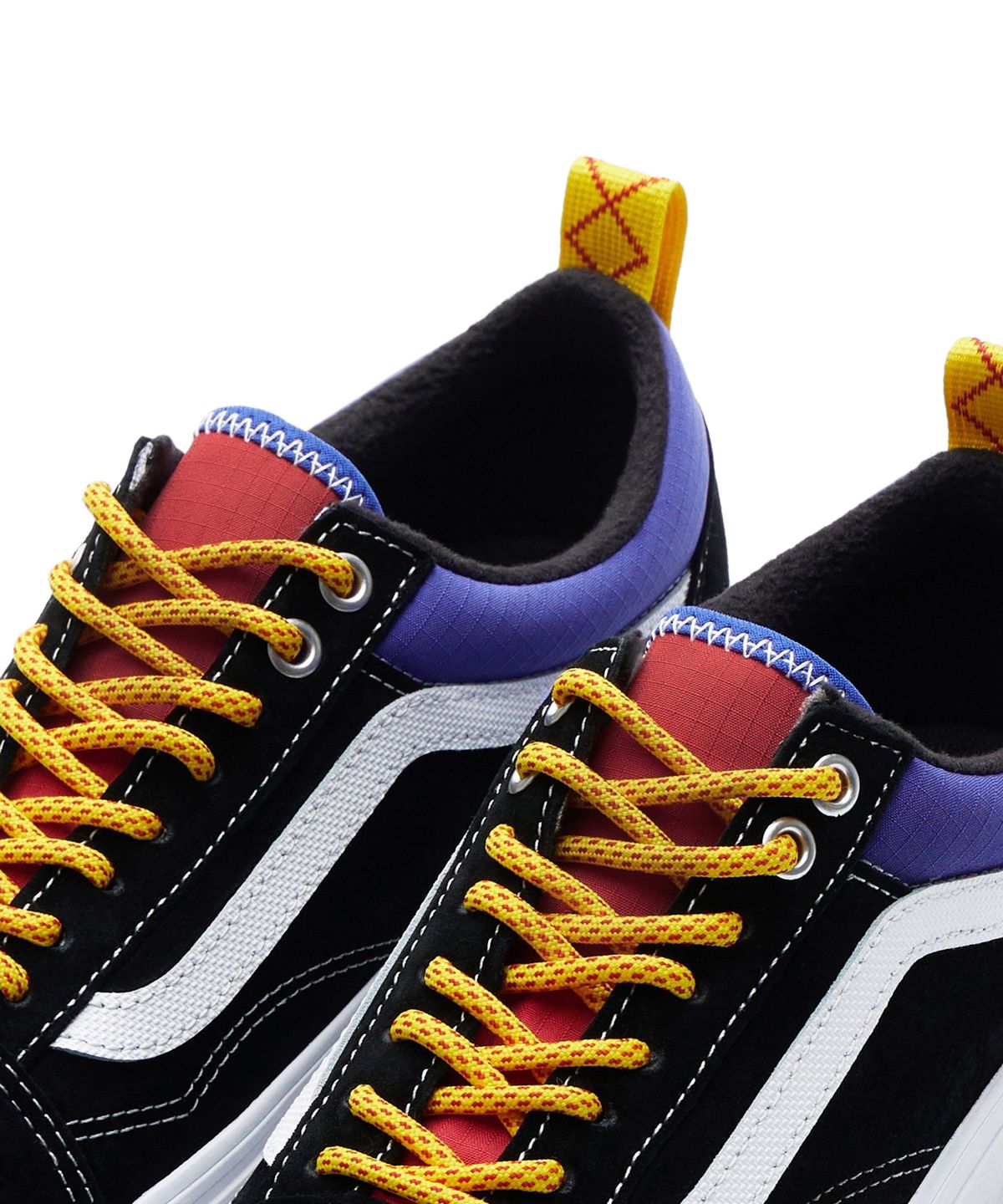 반스(VANS) 올드스쿨 MTE-1 - (레트로 블록) 블루:레드:블랙 / VN0A5I12BRA1