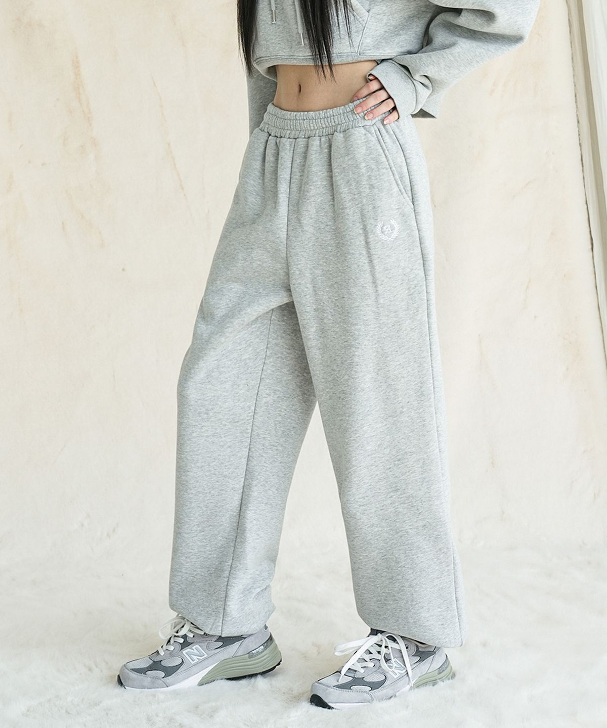 어반드레스(AVANDRESS) UNISEX LAUREL JOGGER PANTS - 4COL